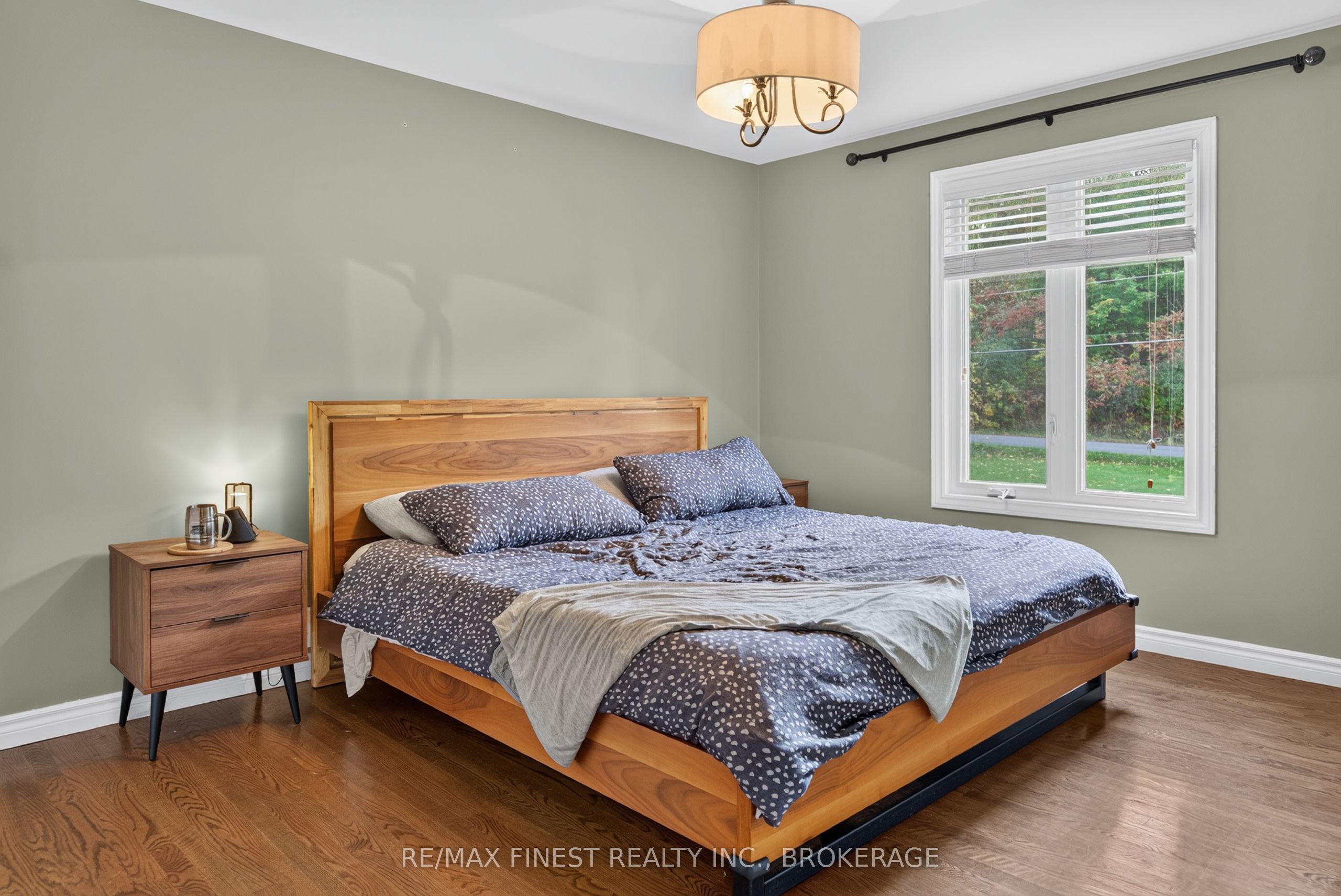 466 Mackenzie Road Property Photo 21