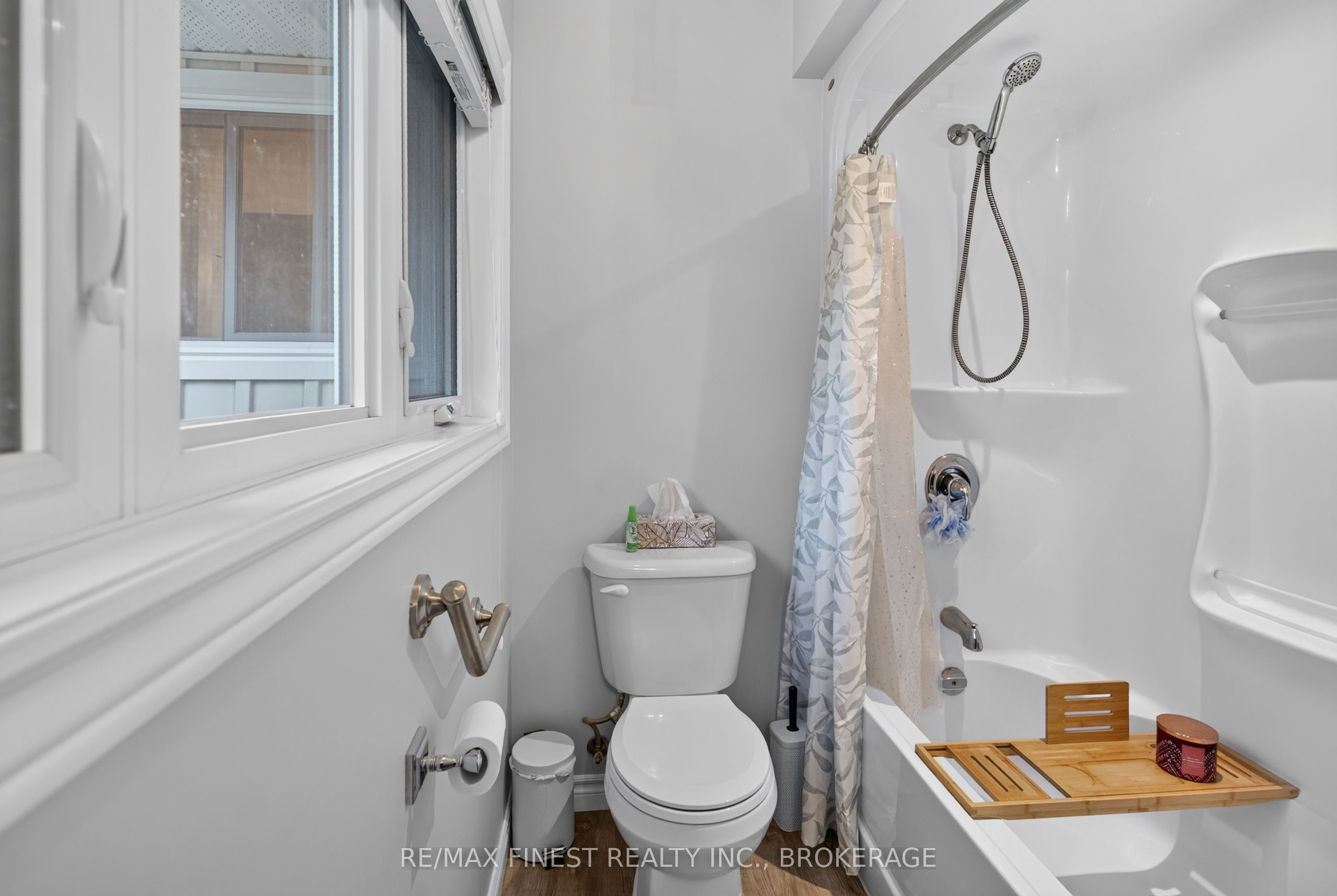 466 Mackenzie Road Property Photo 28
