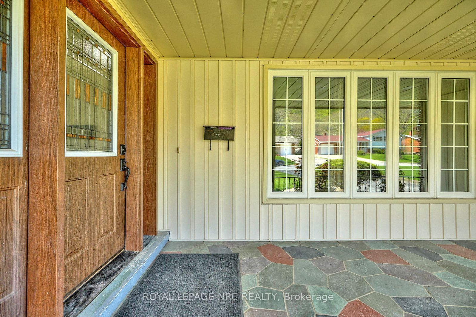 36 Valerie Drive Property Photo 5