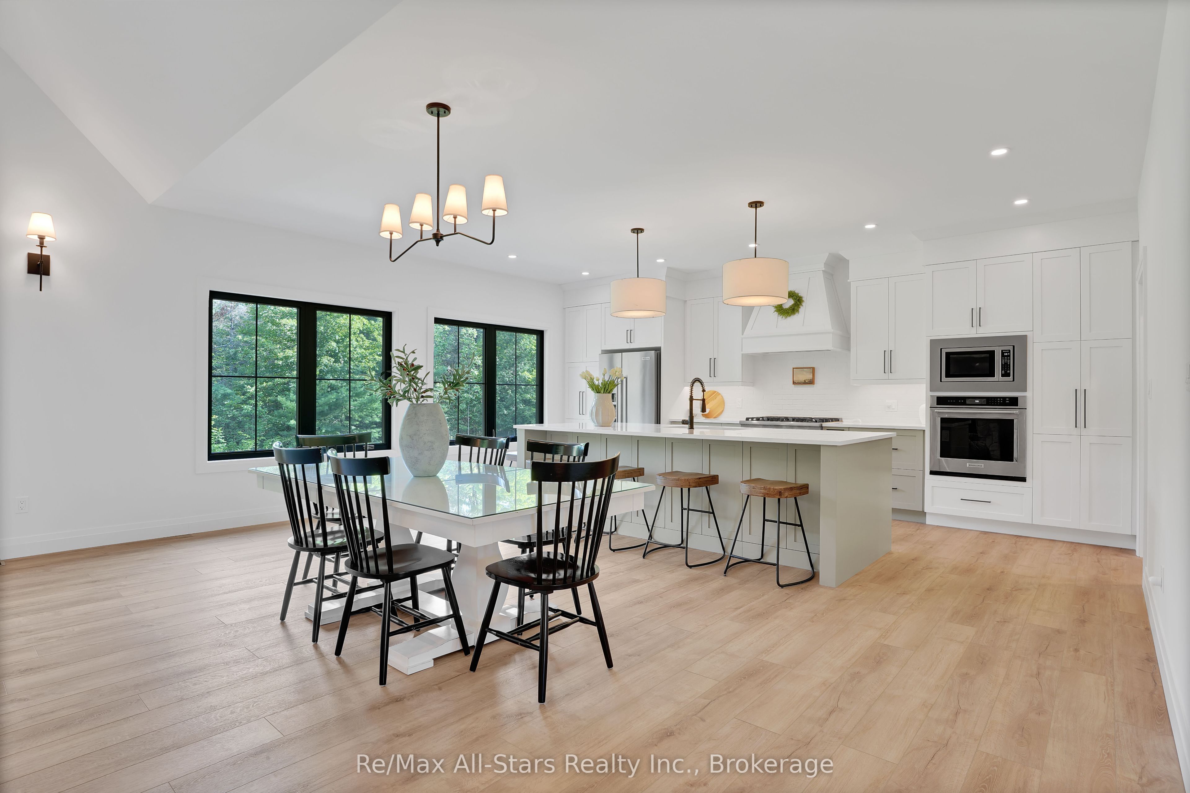 210 White Valley Road Property Photo 8