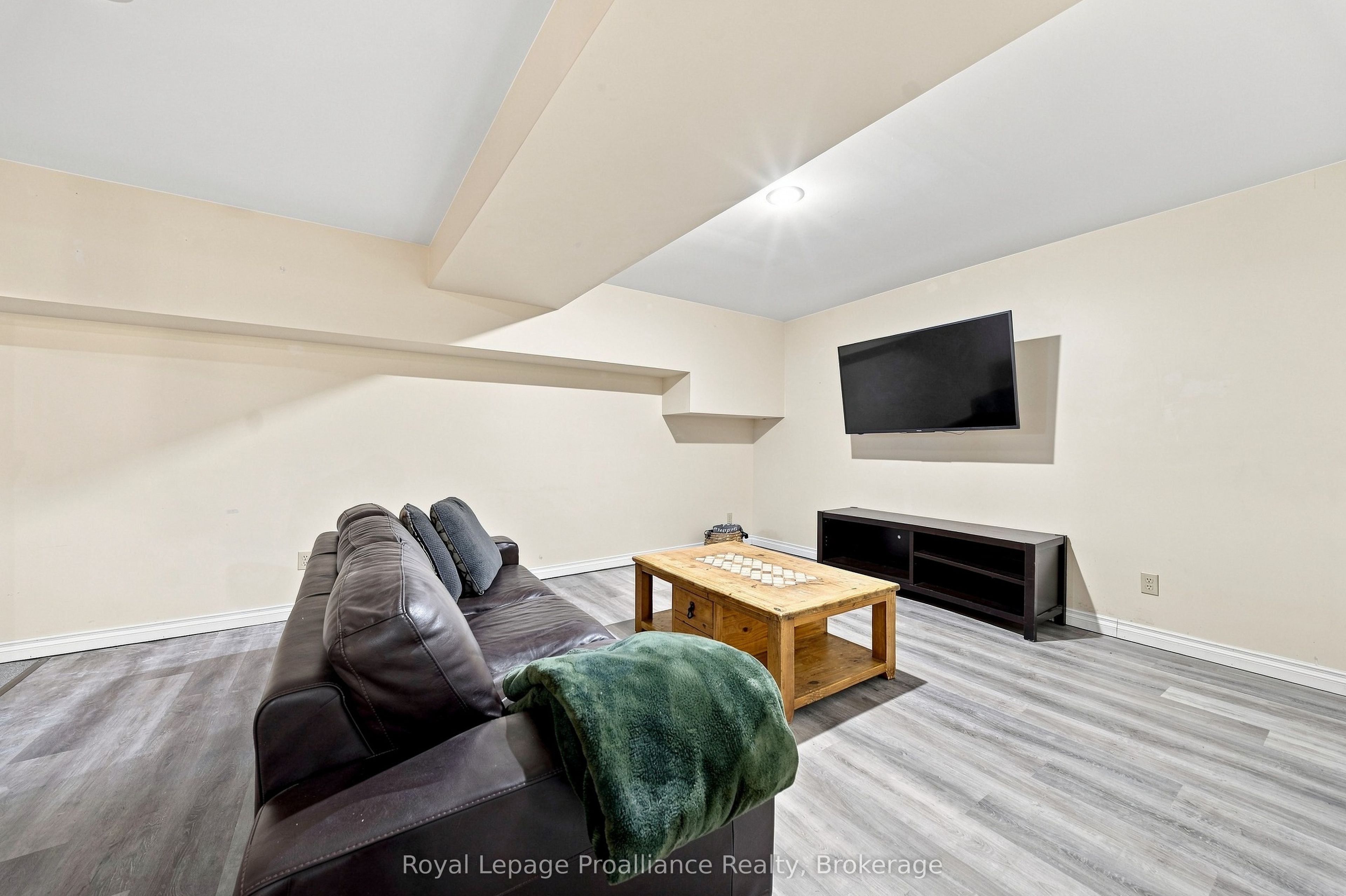1296 Thrasher Road Property Photo 36