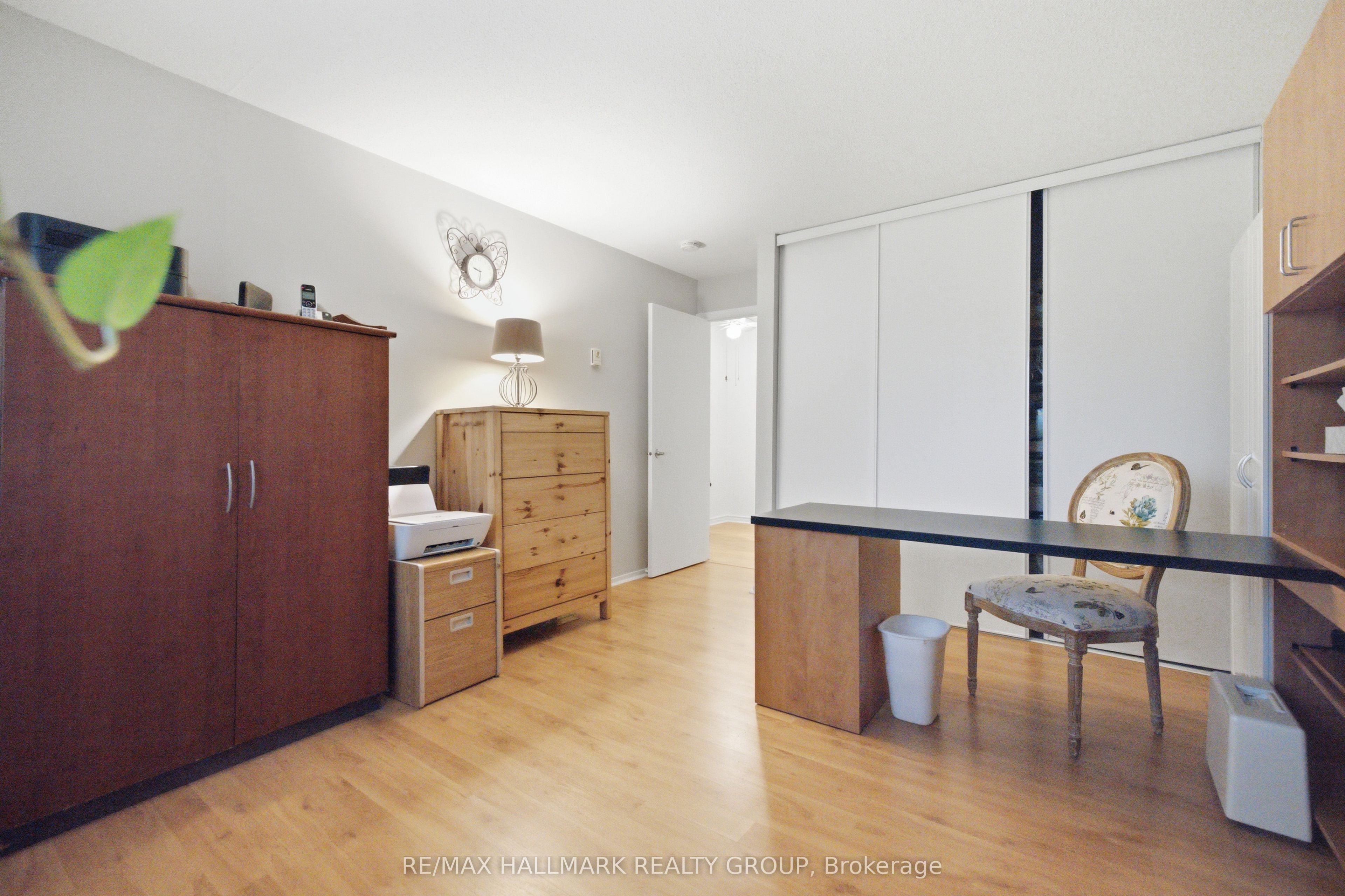 420 Fenerty Court 5 Property Photo 16