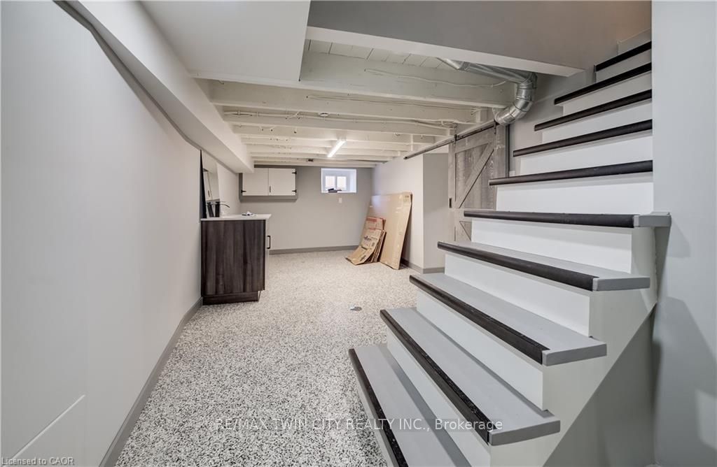 34 Braun Street Property Photo 32