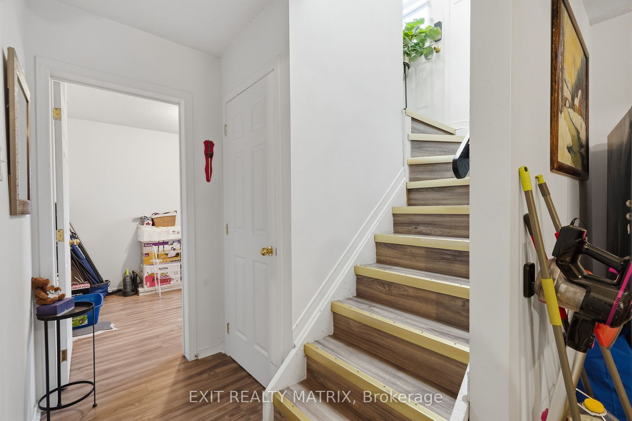 1021 Jacynthe Street Property Photo 16