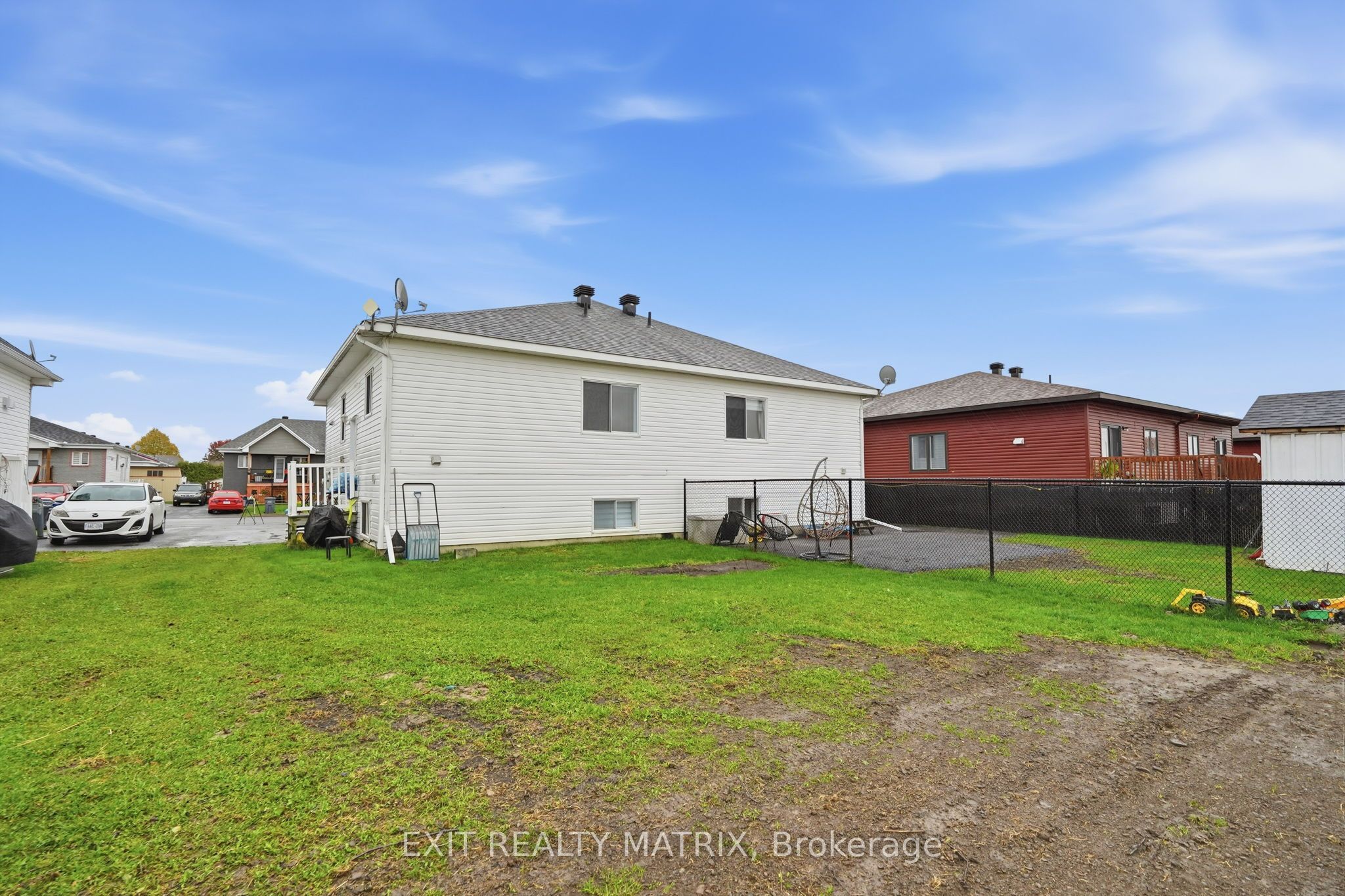 1021 Jacynthe Street Property Photo 22
