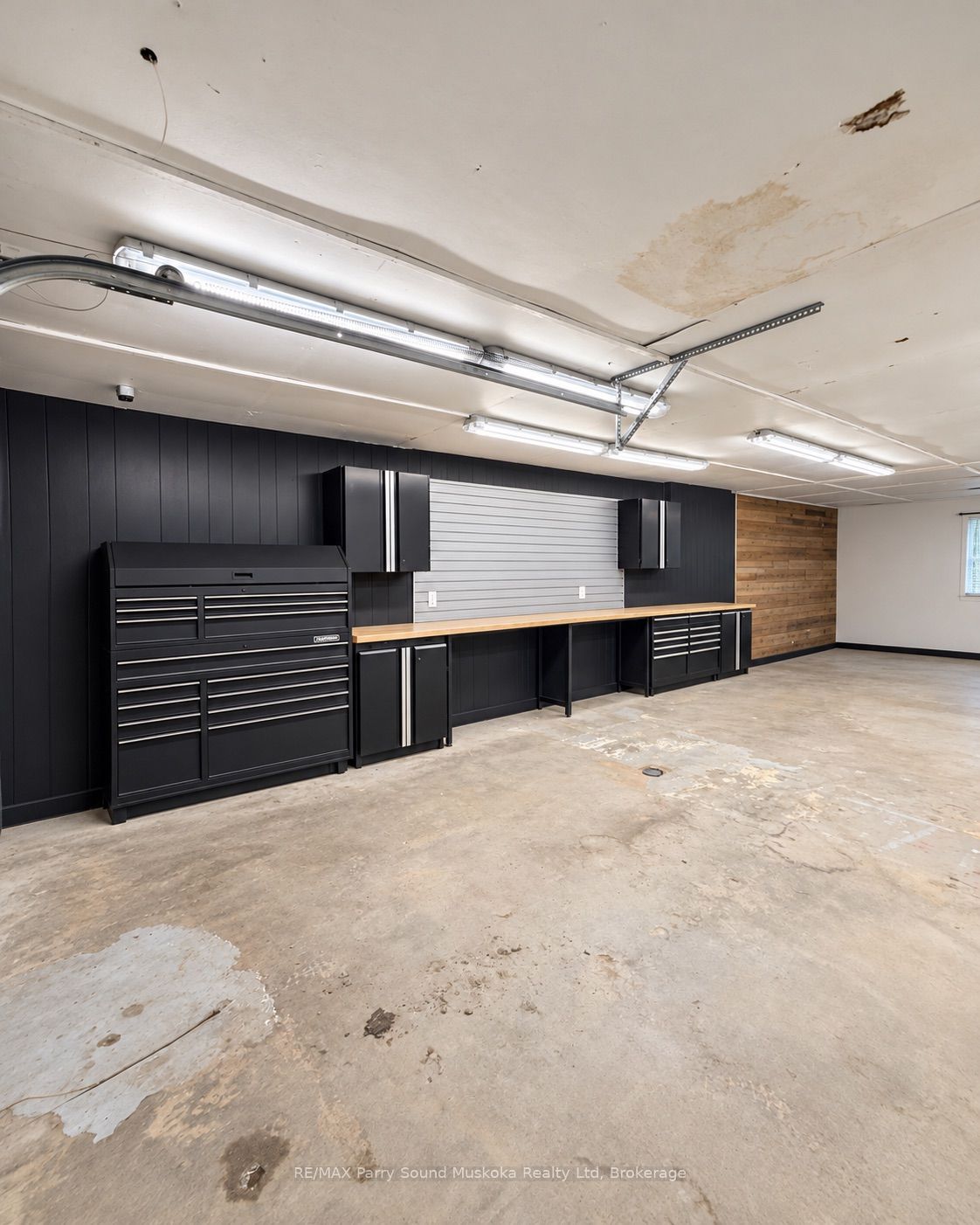 266 James Bay Junction Road Property Photo 4