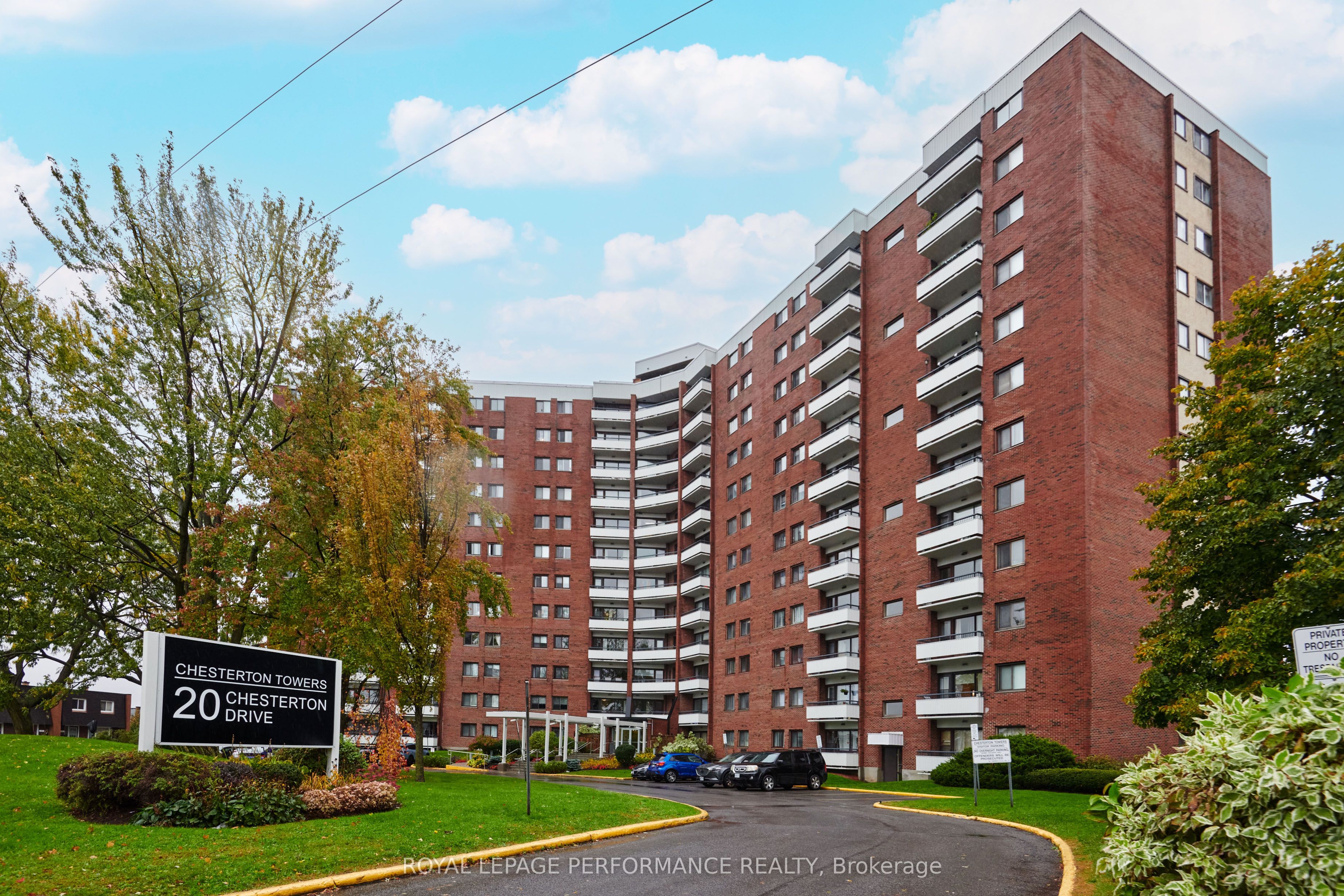 20 Chesterton Drive 805 Property Photo 1