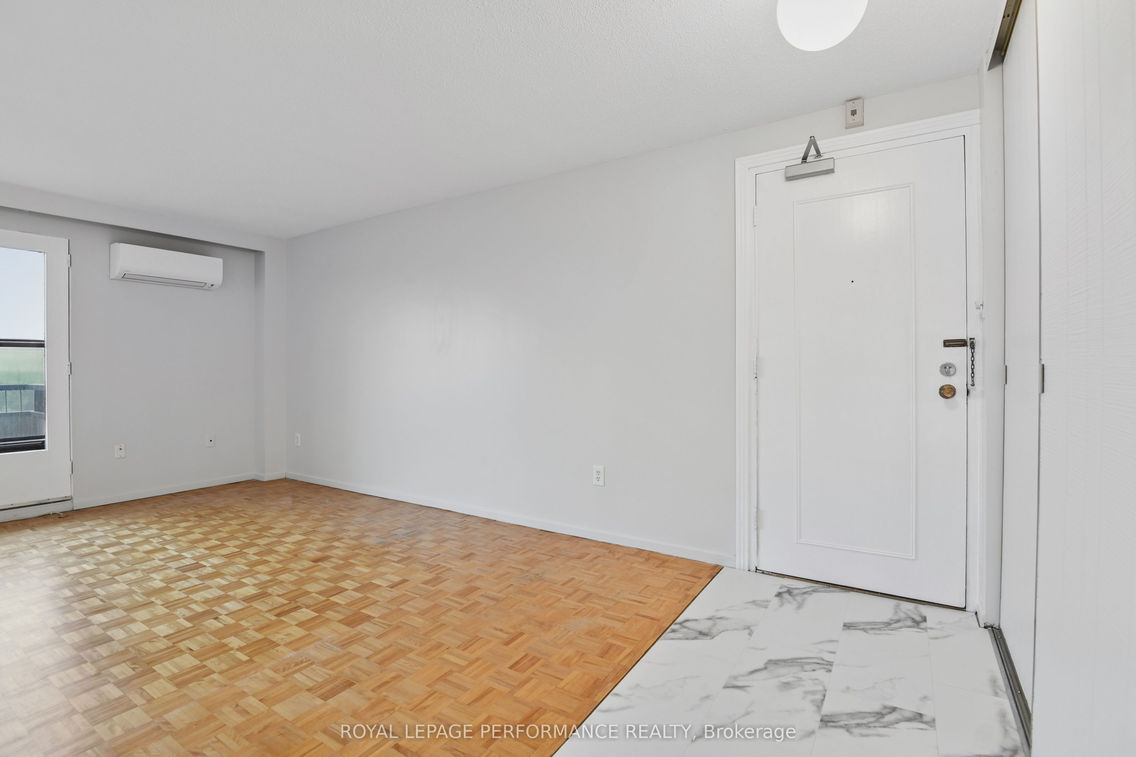 20 Chesterton Drive 805 Property Photo 8