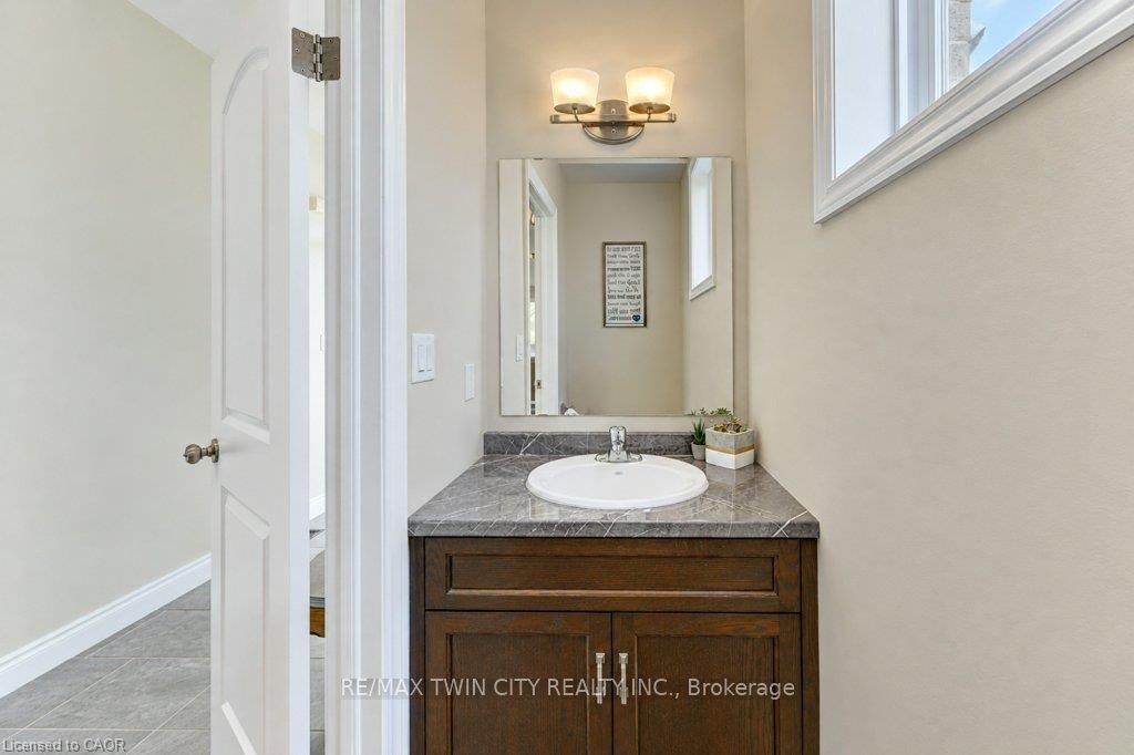 524 Sundew Drive Property Photo 6