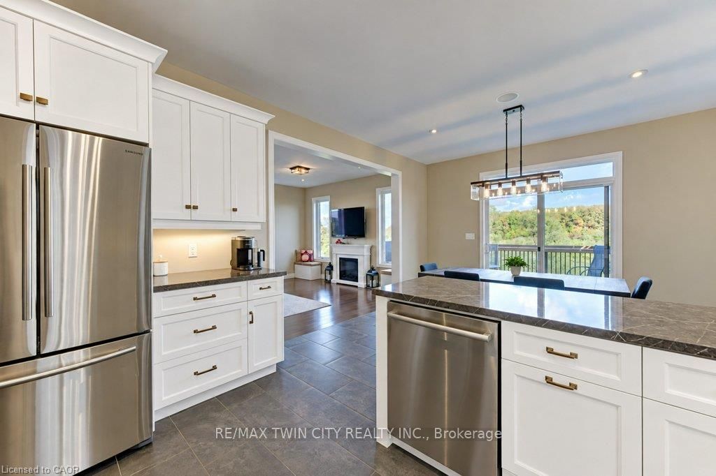 524 Sundew Drive Property Photo 14