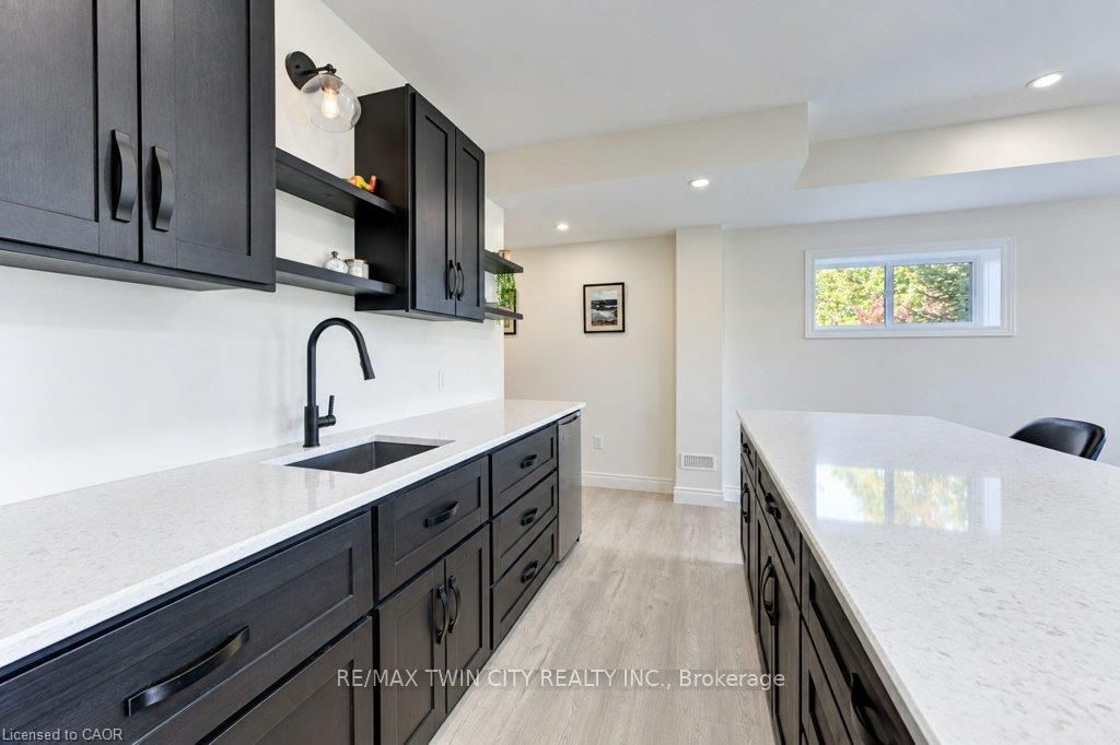 524 Sundew Drive Property Photo 32