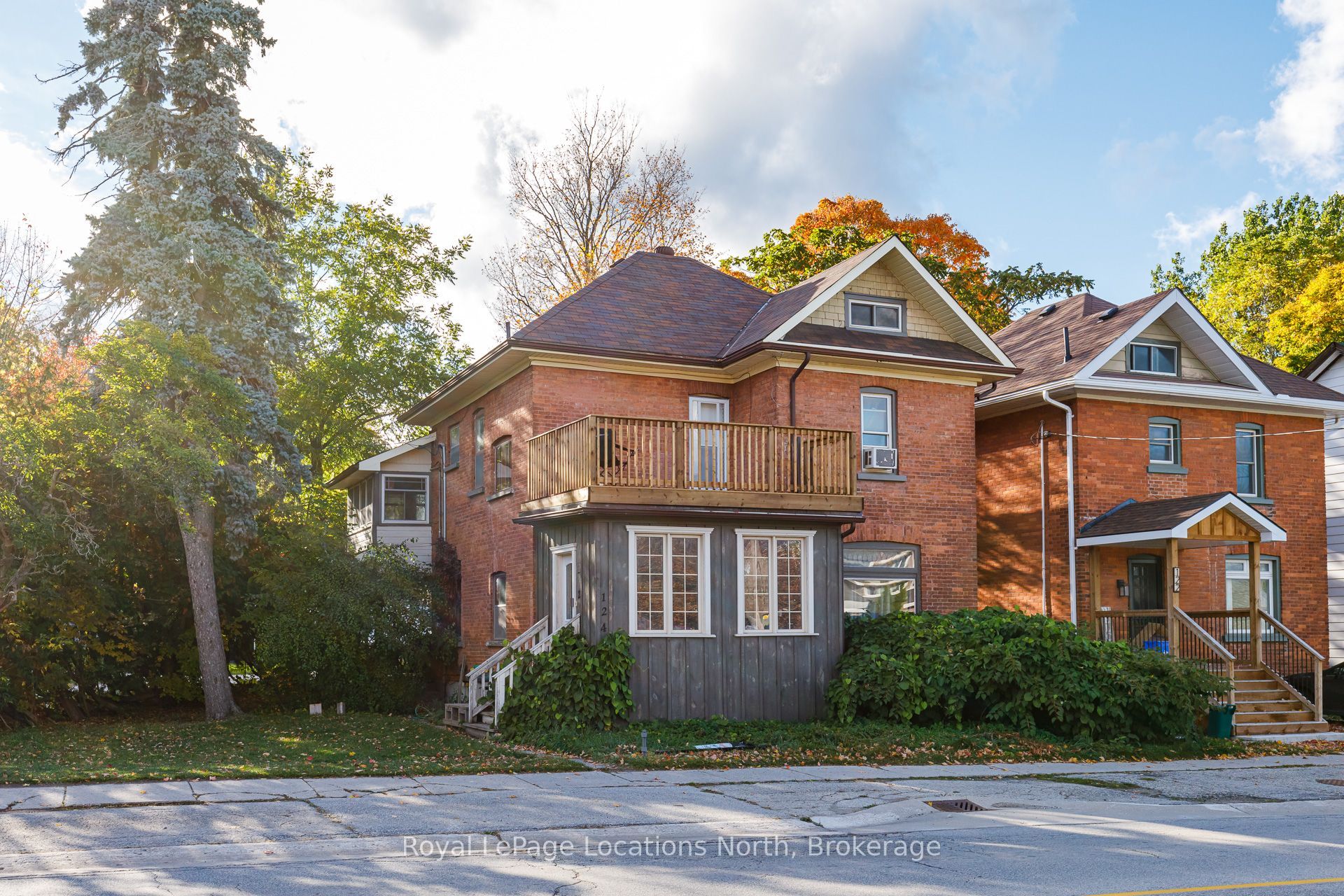 124 Sykes Street S Property Photo 1