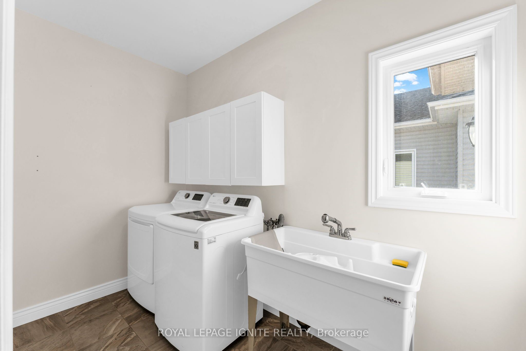 1234 Mazzolin Crescent Property Photo 18