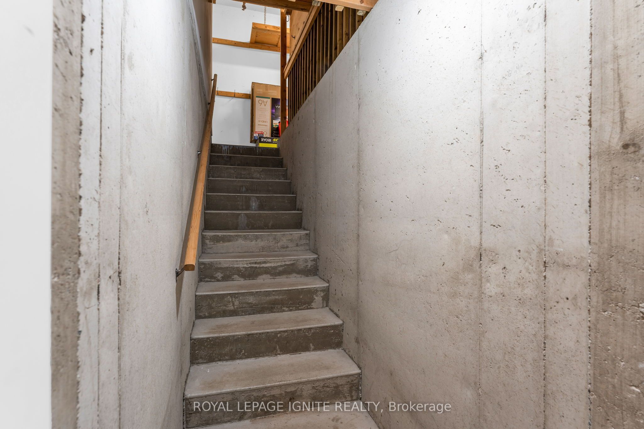 1234 Mazzolin Crescent Property Photo 42