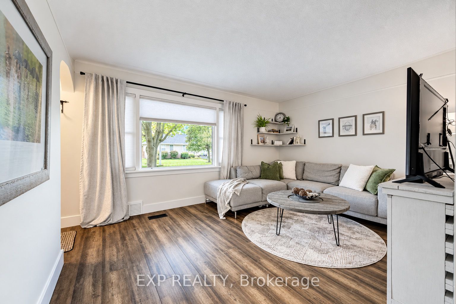 36 Crestwood Avenue Property Photo 4