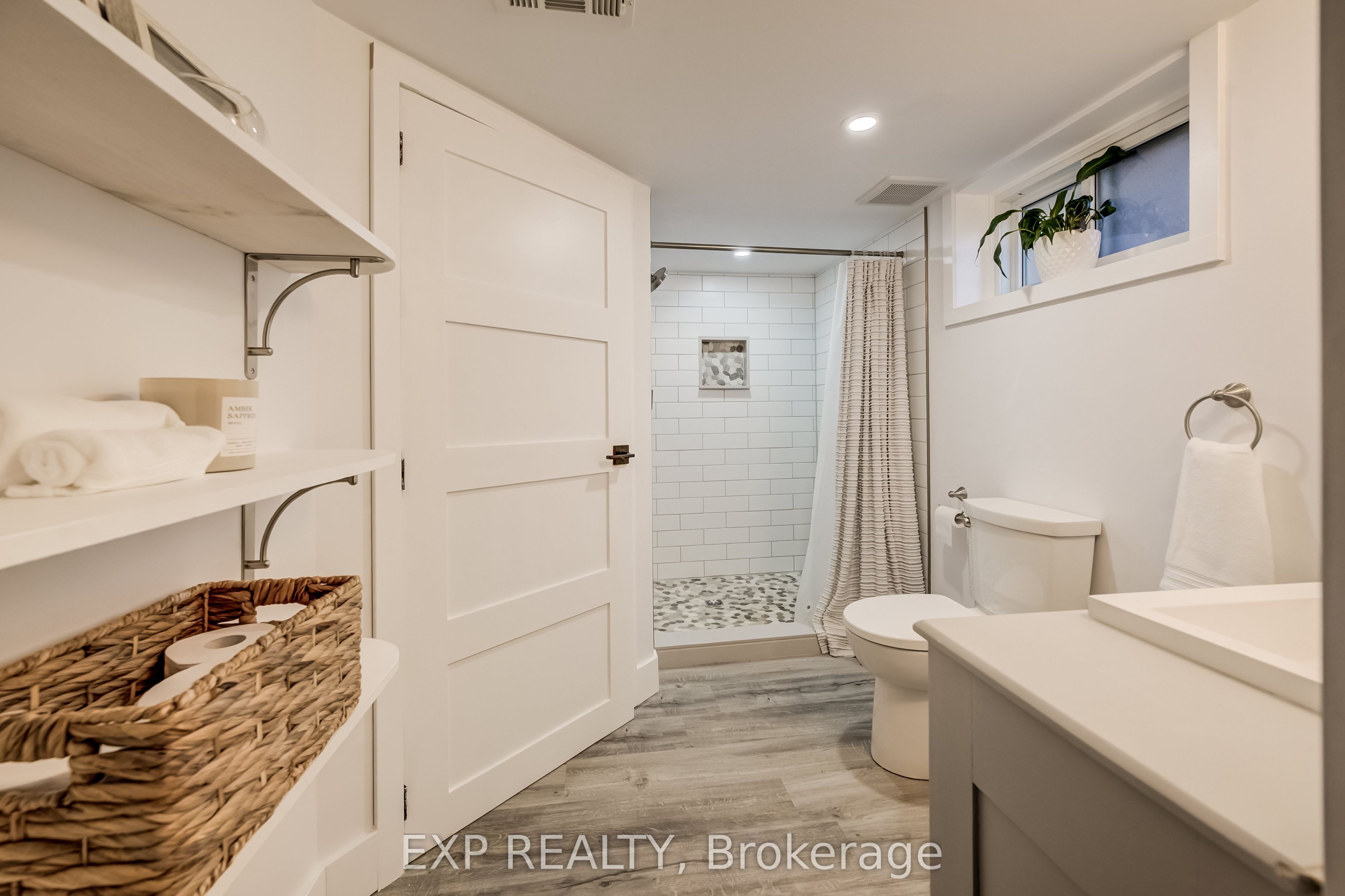 36 Crestwood Avenue Property Photo 26