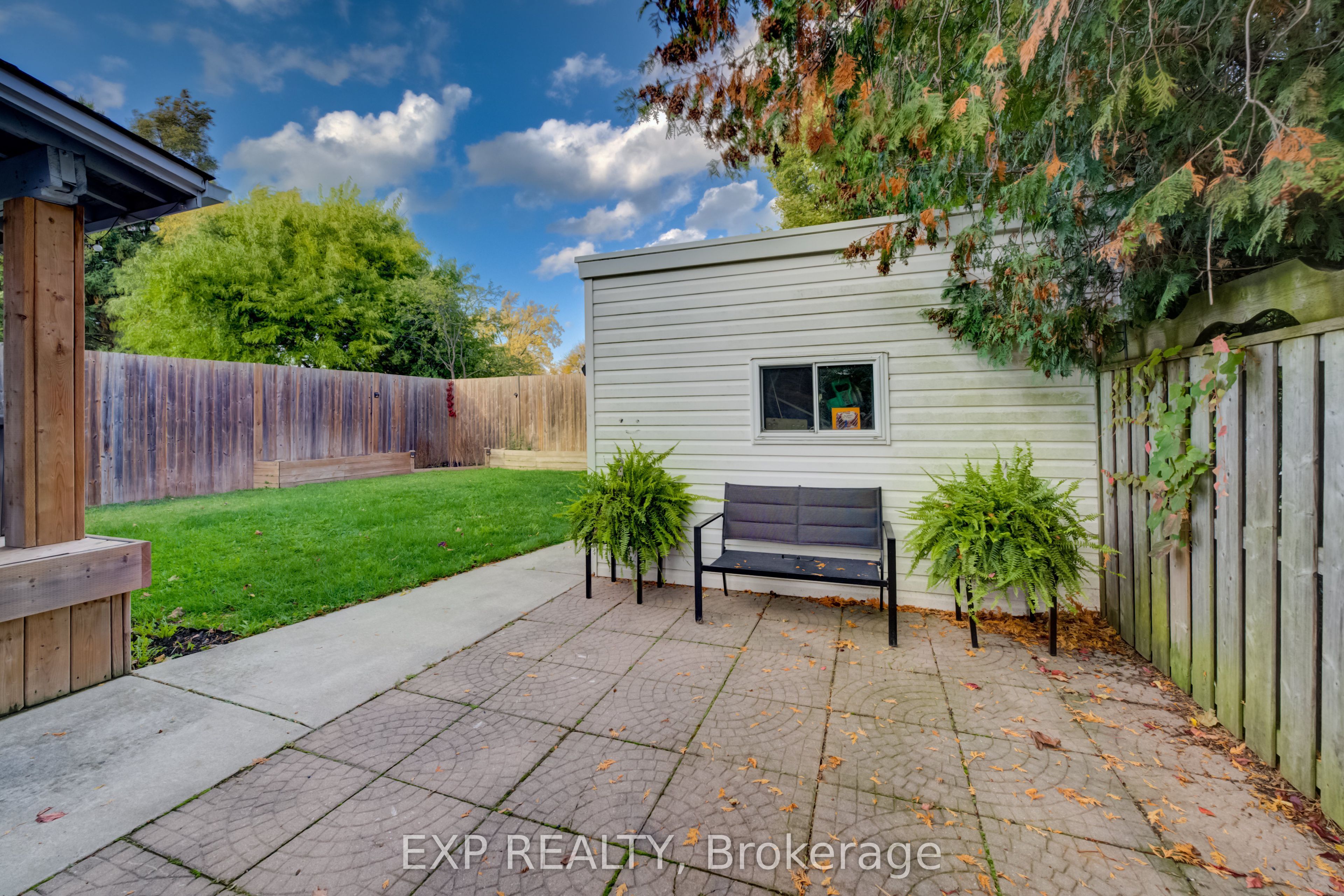 36 Crestwood Avenue Property Photo 27