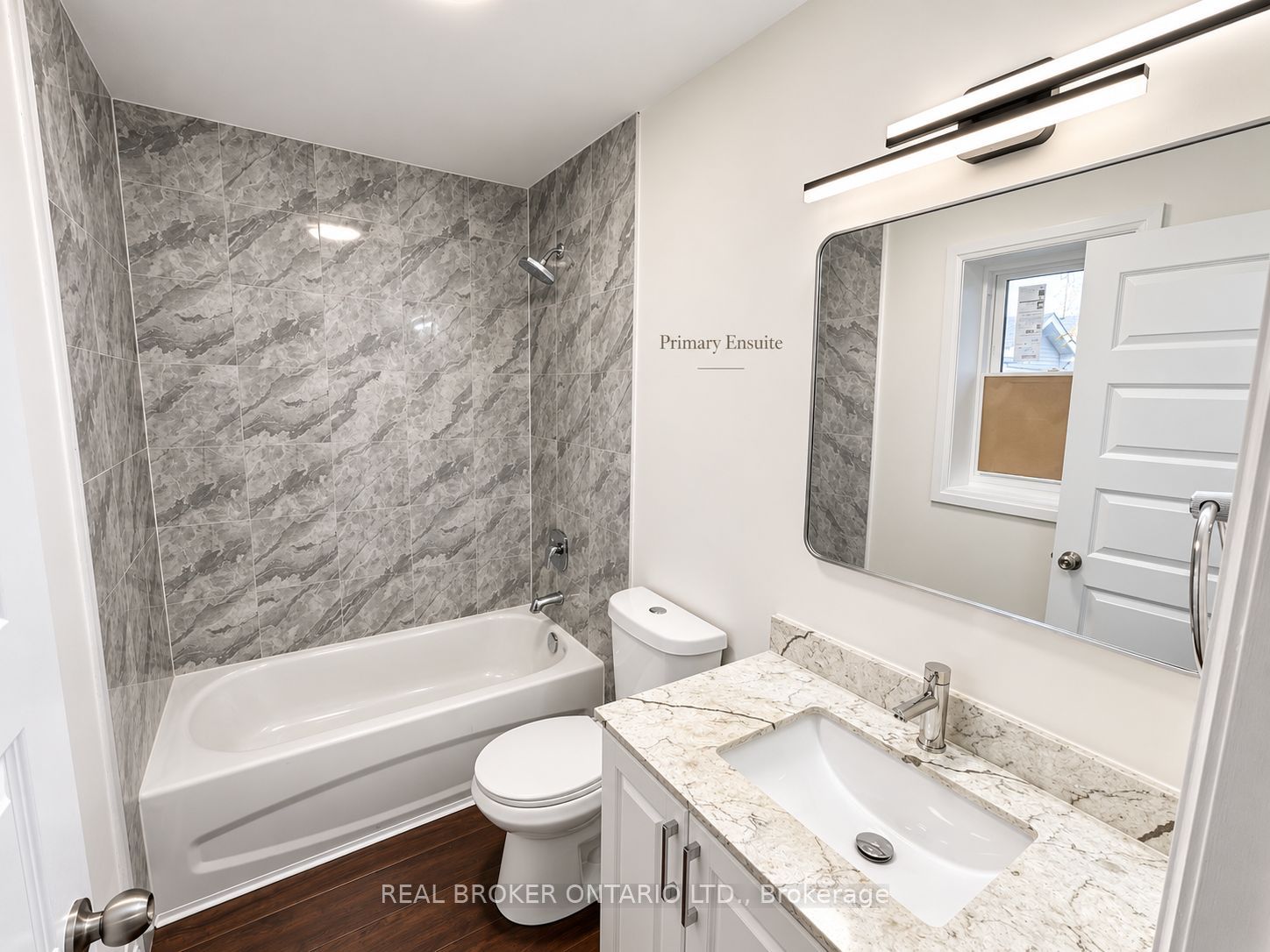 15 Keele Street Unit B Property Photo 12