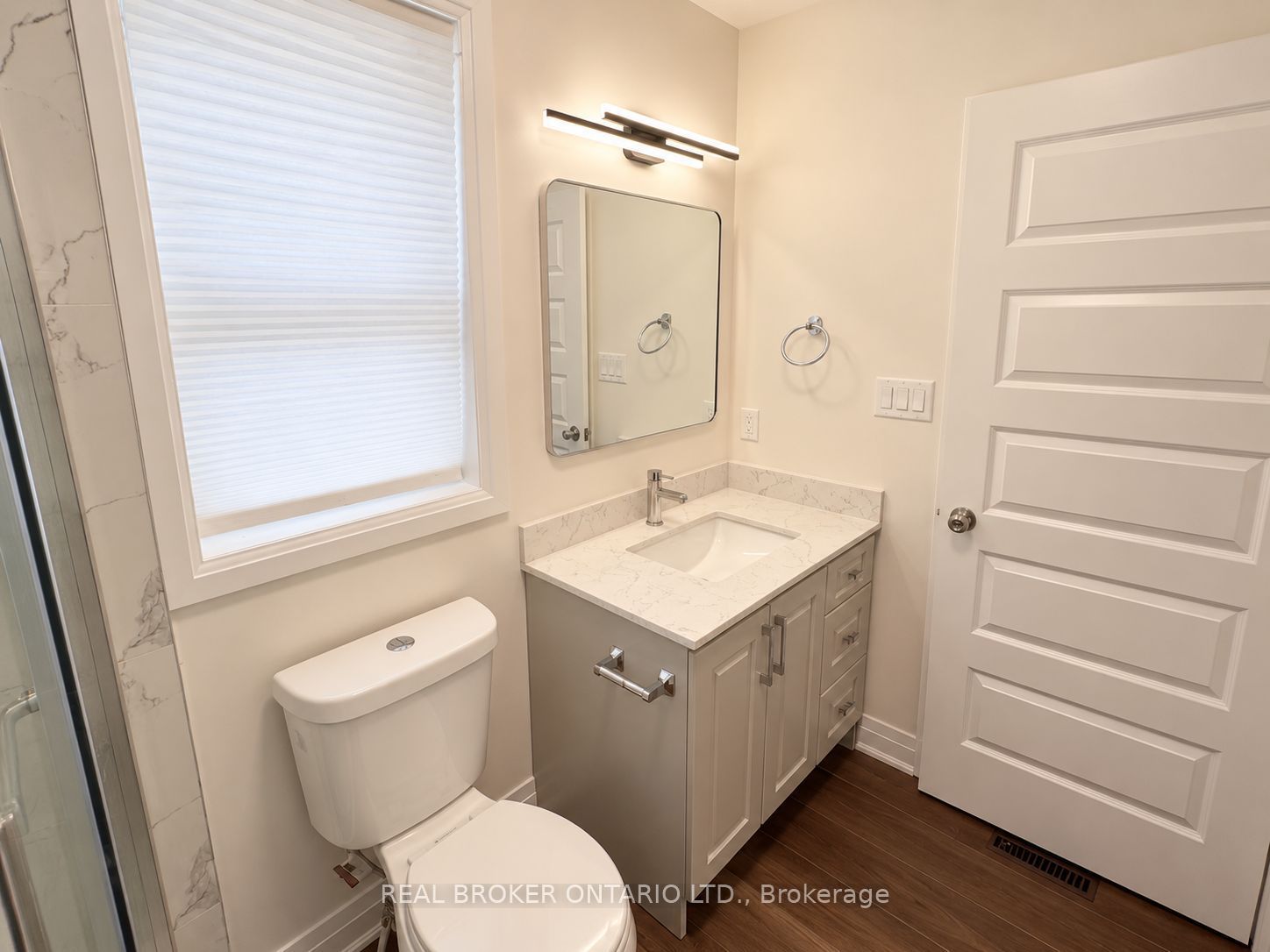 15 Keele Street Unit B Property Photo 20