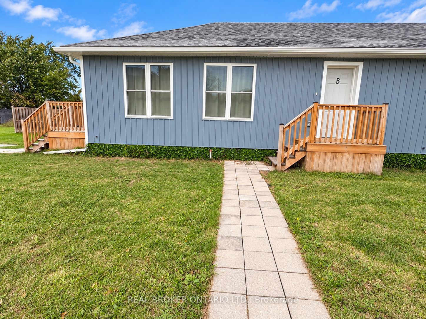 15 Keele Street Unit B Property Photo 32