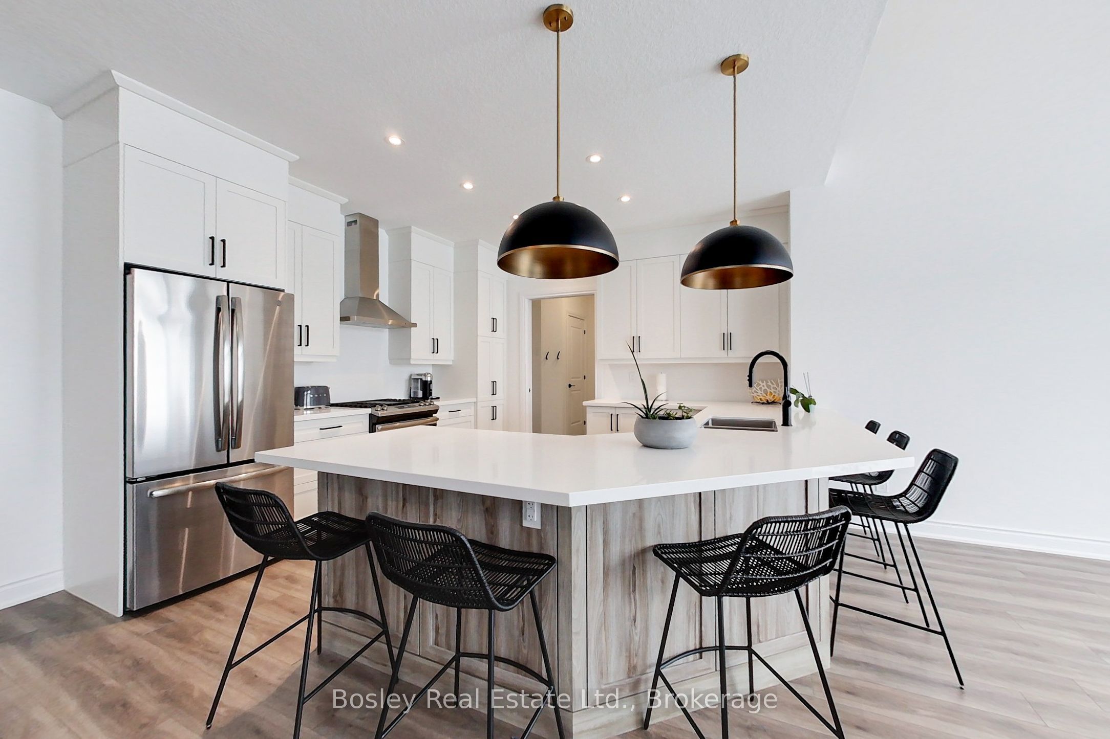 162 Anchors Way Property Photo 11