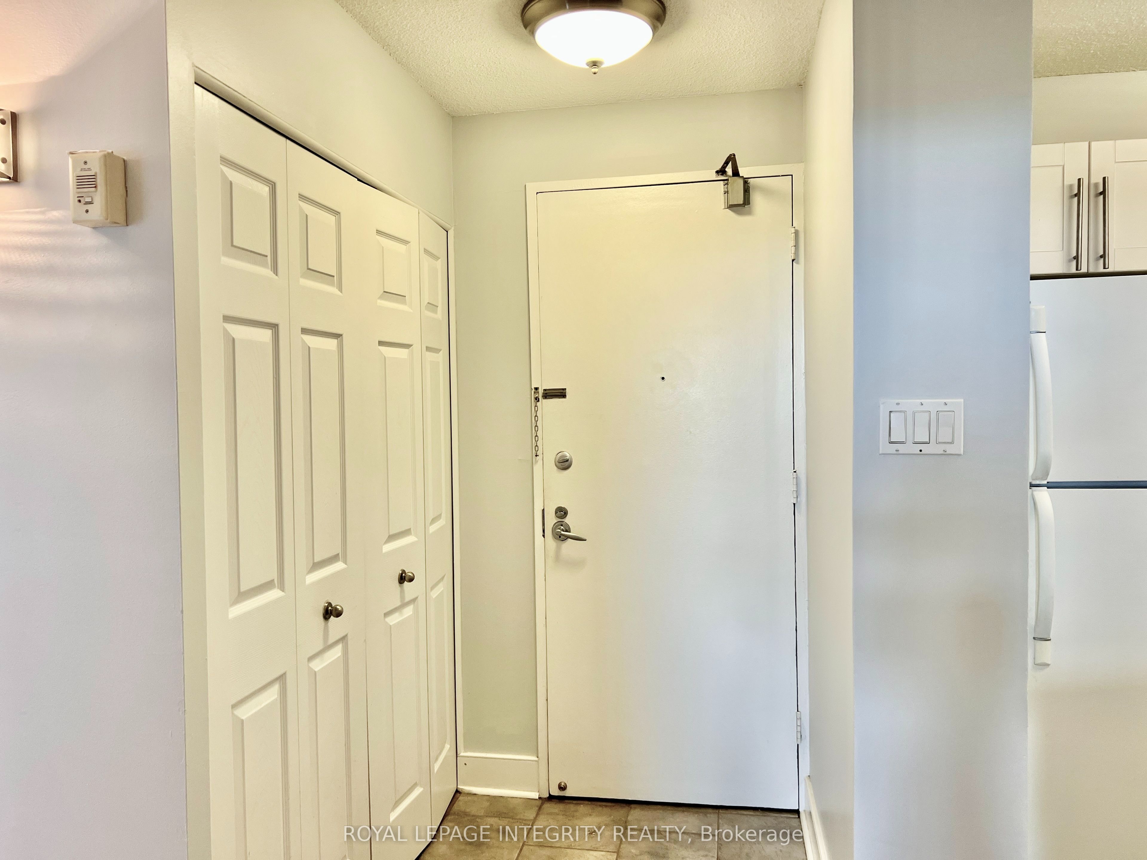 1380 Prince Of Wales Drive 606 Property Photo 5