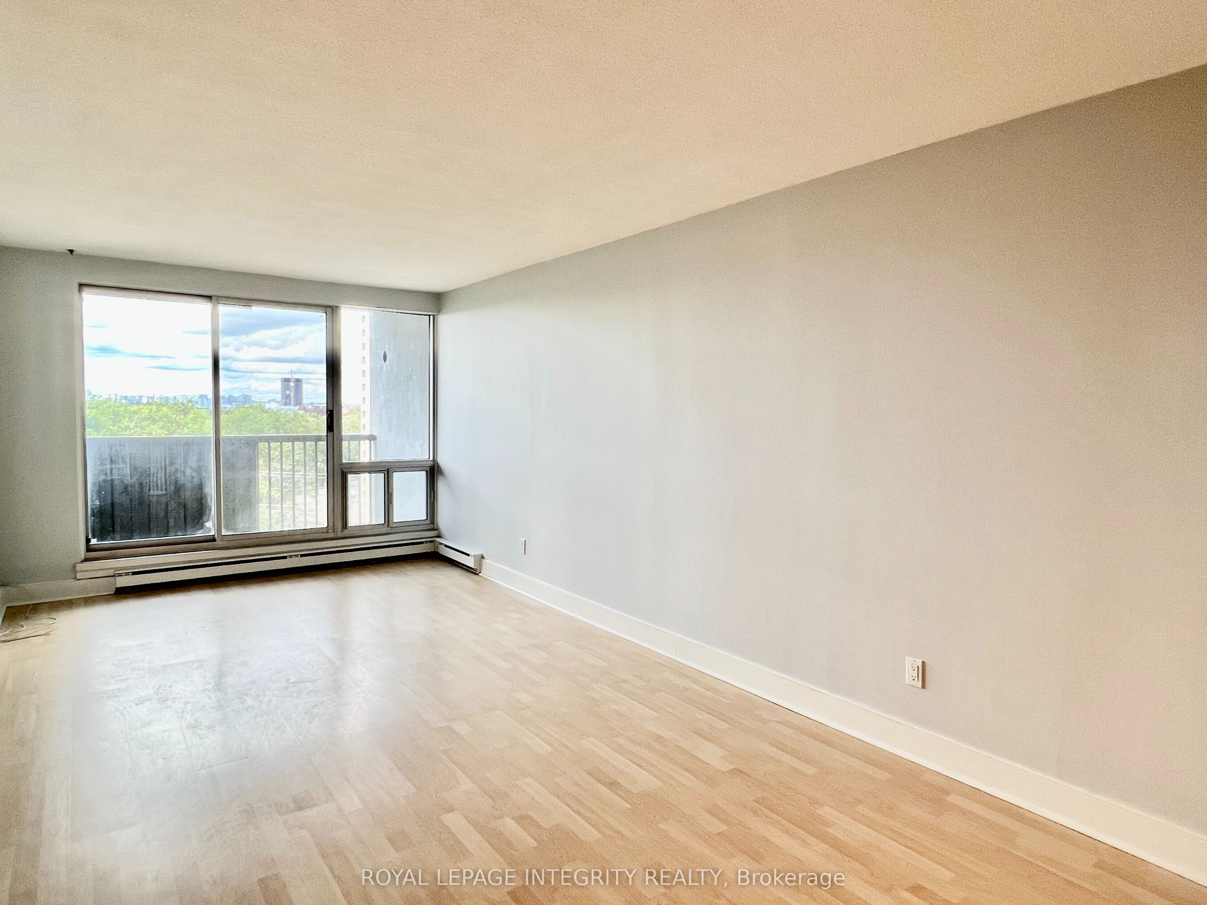 1380 Prince Of Wales Drive 606 Property Photo 12