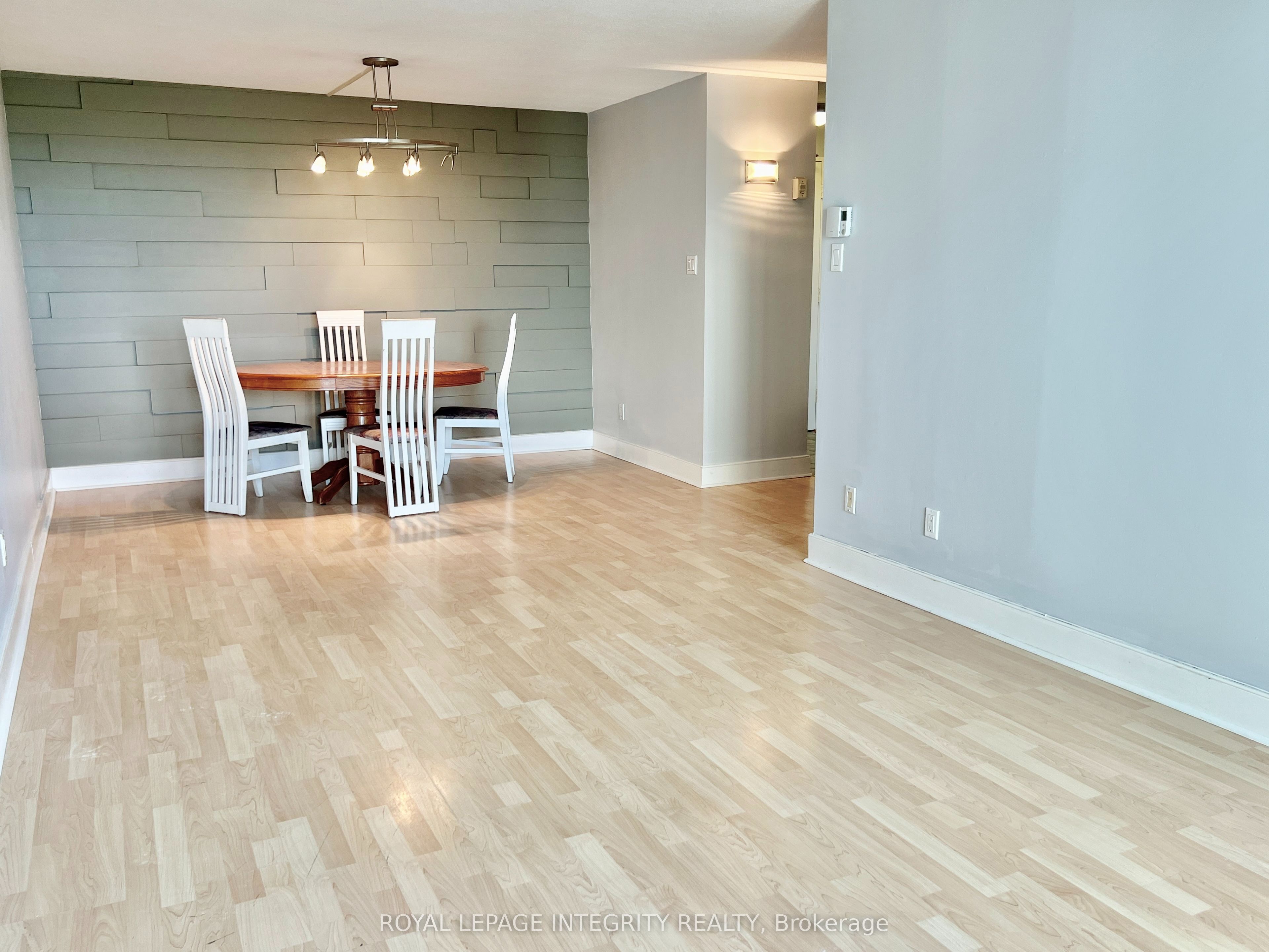 1380 Prince Of Wales Drive 606 Property Photo 14