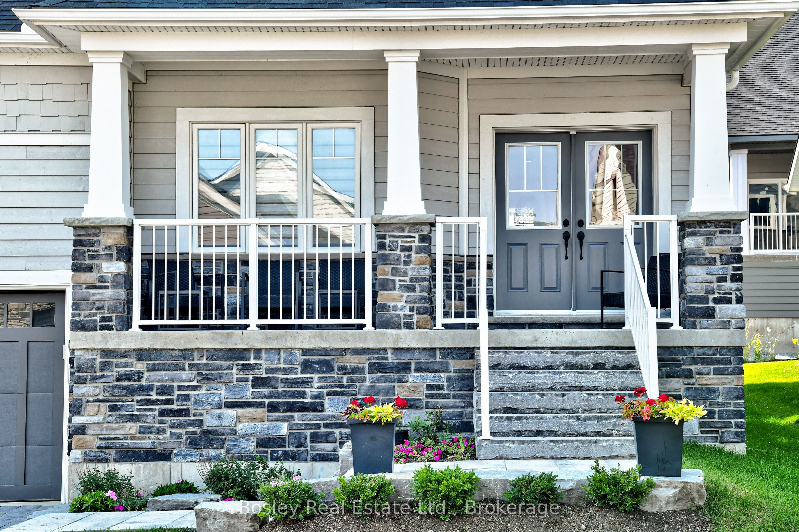 162 Anchors Way Property Photo 2