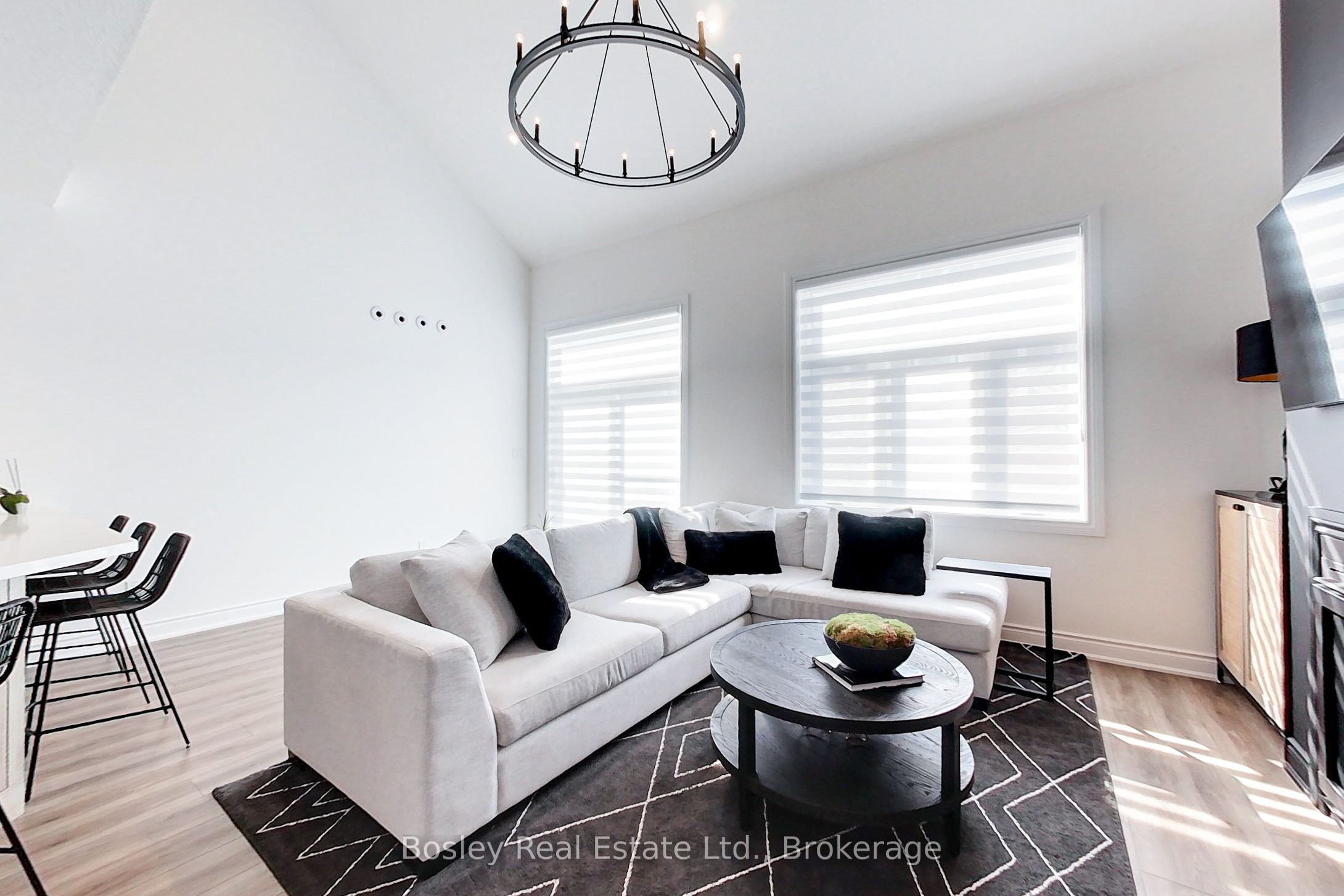 162 Anchors Way Property Photo 10