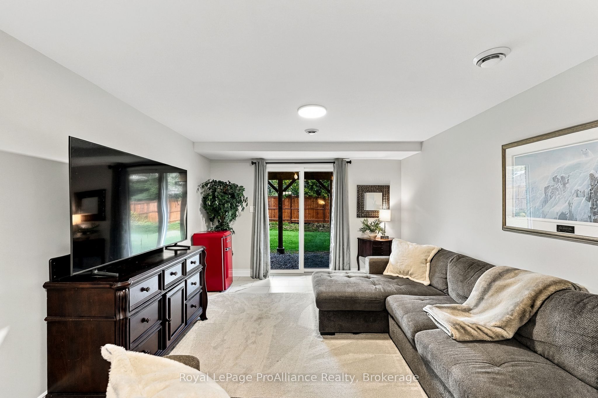 17 Clayton John Avenue Property Photo 33