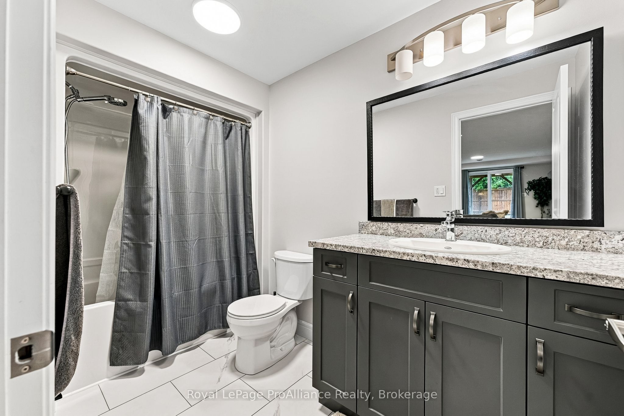 17 Clayton John Avenue Property Photo 37