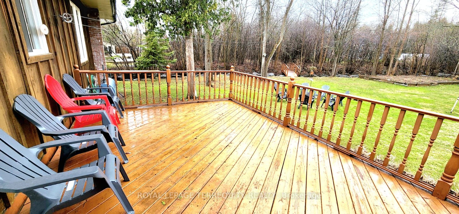 117 Front Street W Property Photo 36