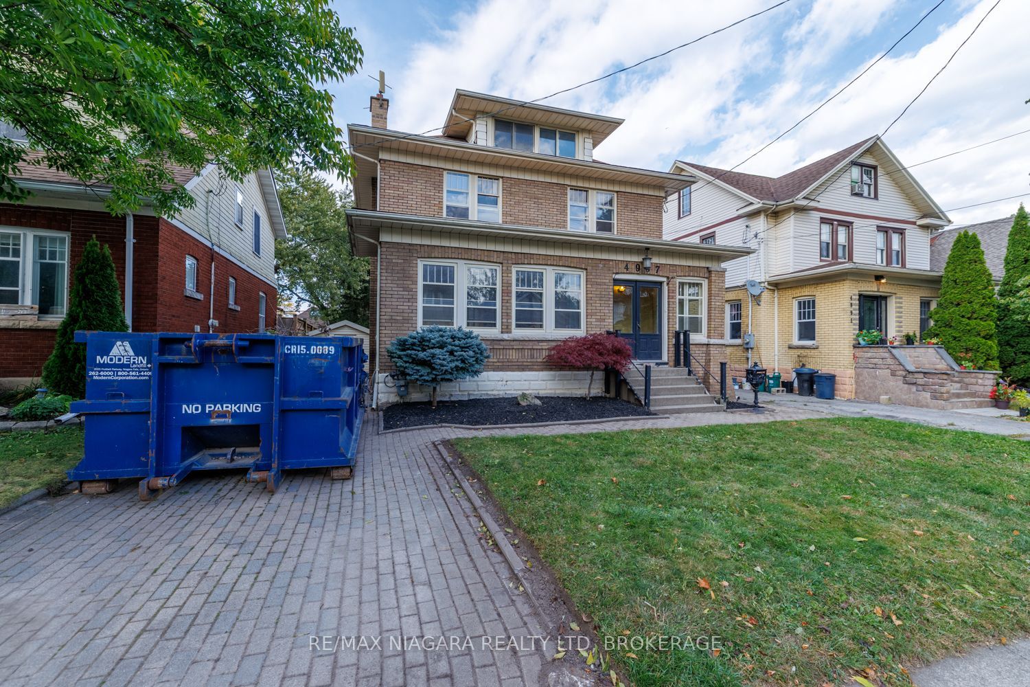 4997 Armoury Street Property Photo 1