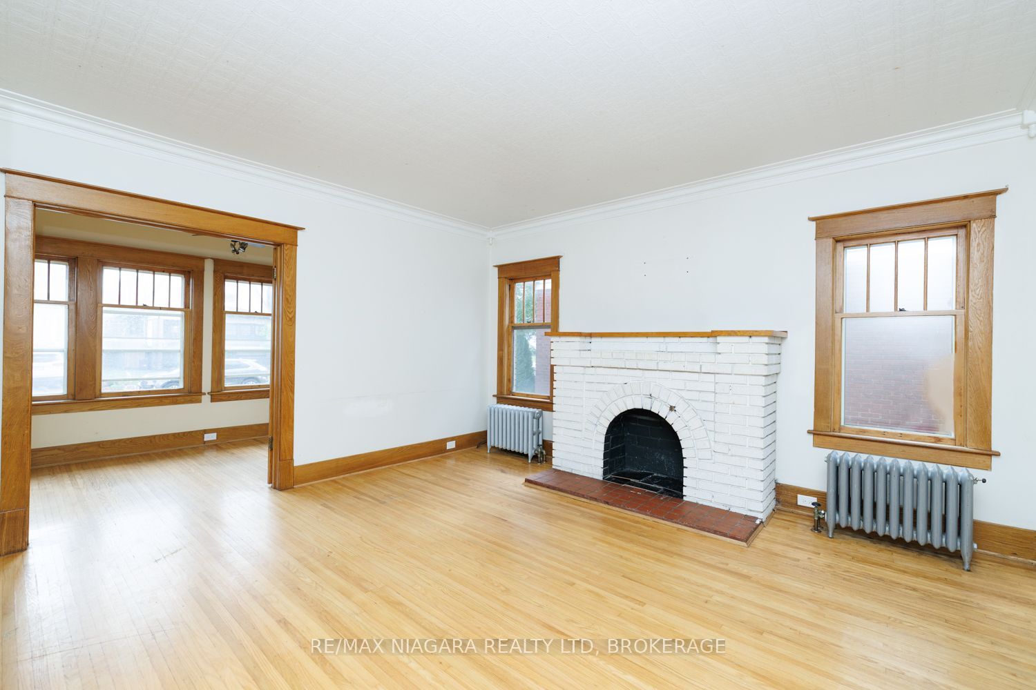 4997 Armoury Street Property Photo 5