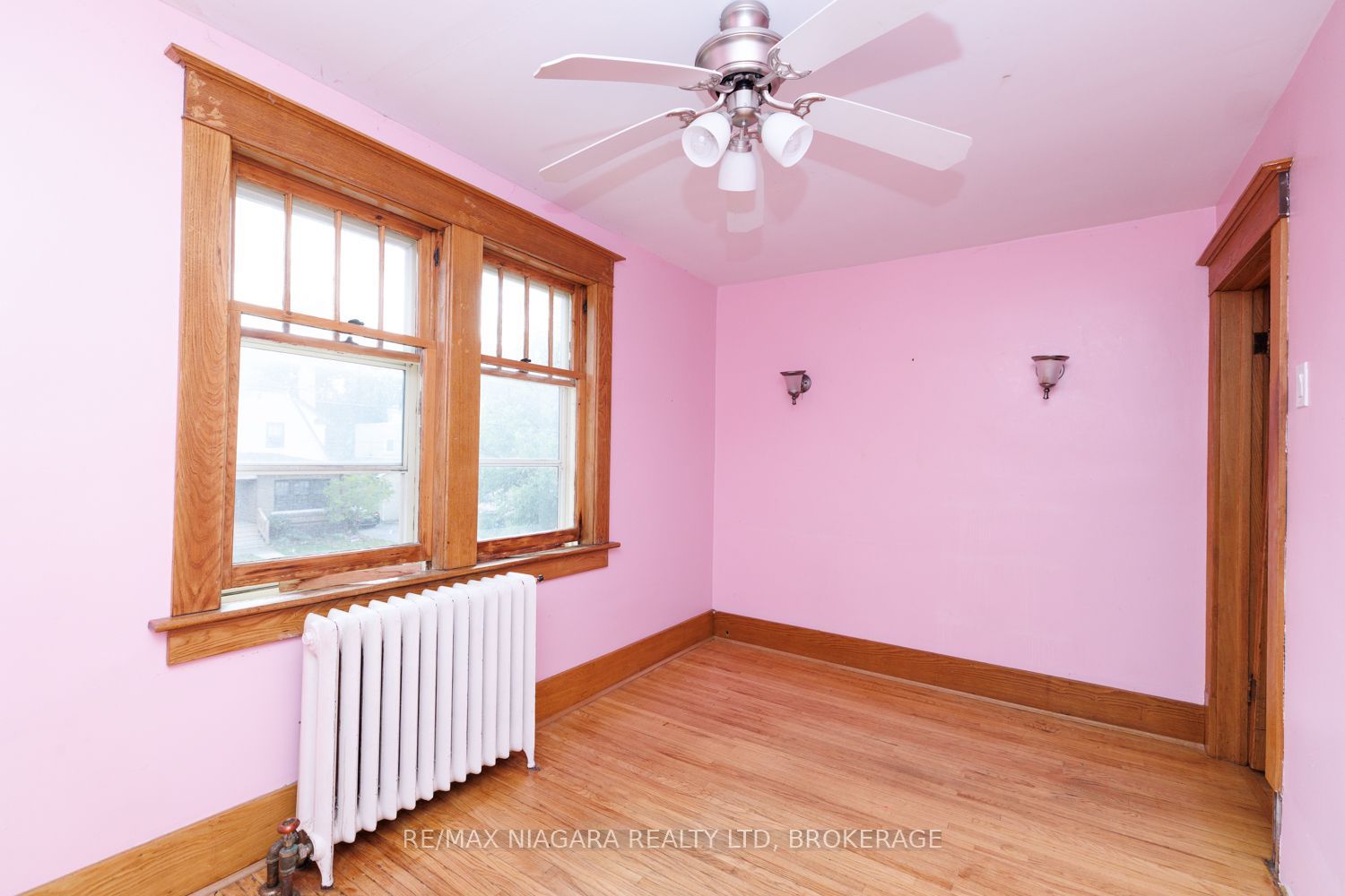 4997 Armoury Street Property Photo 15