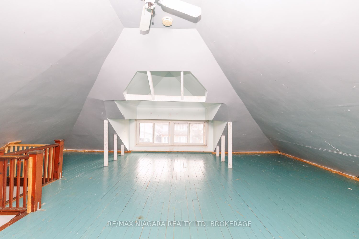 4997 Armoury Street Property Photo 20