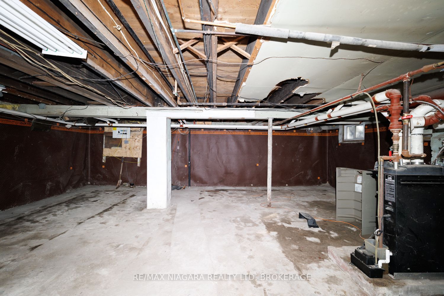 4997 Armoury Street Property Photo 22