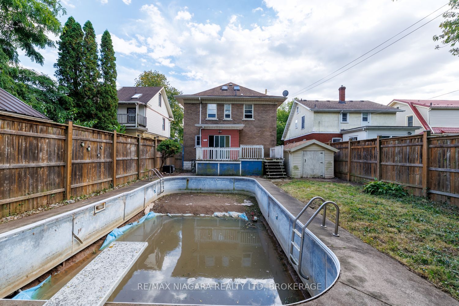 4997 Armoury Street Property Photo 28