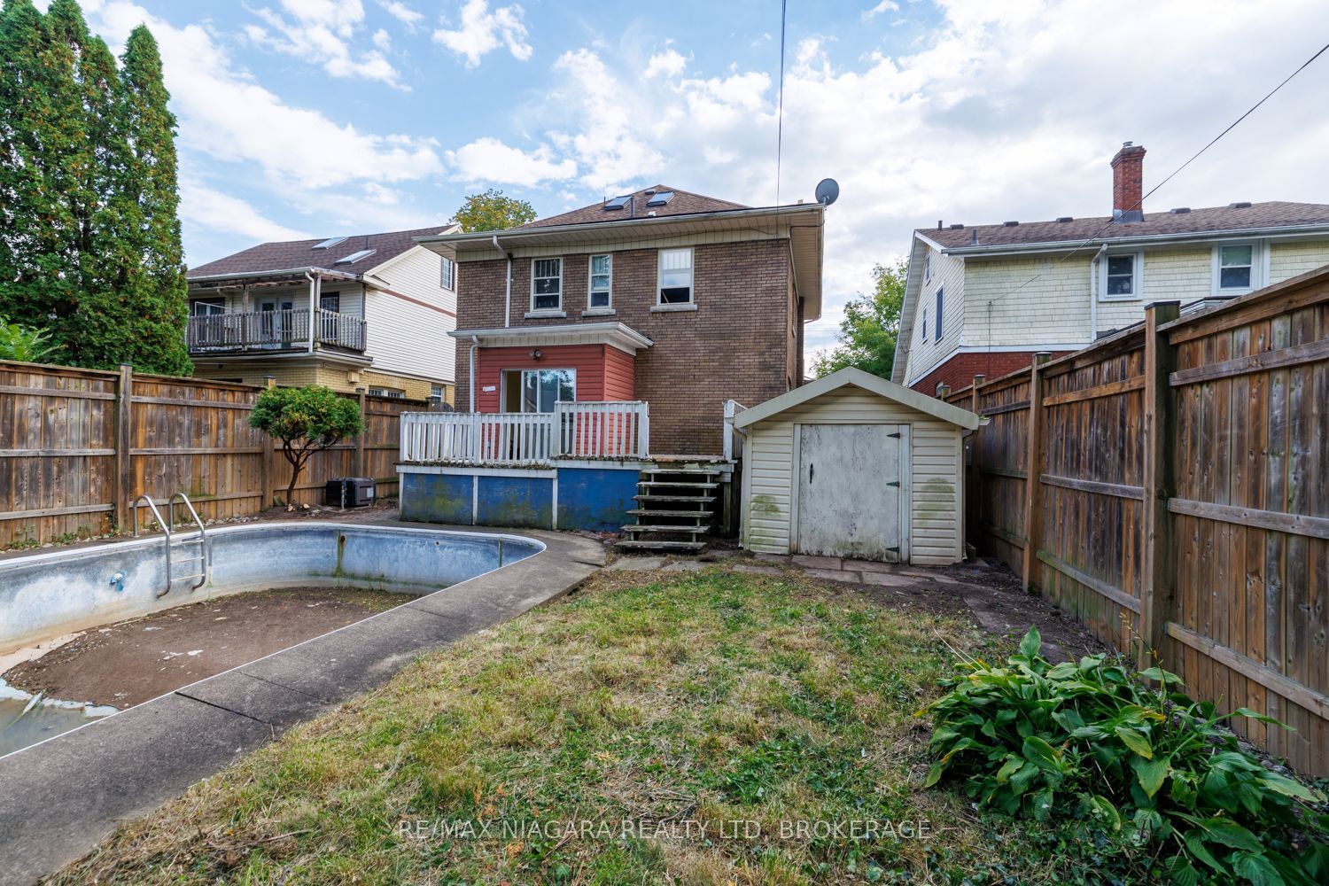 4997 Armoury Street Property Photo 29
