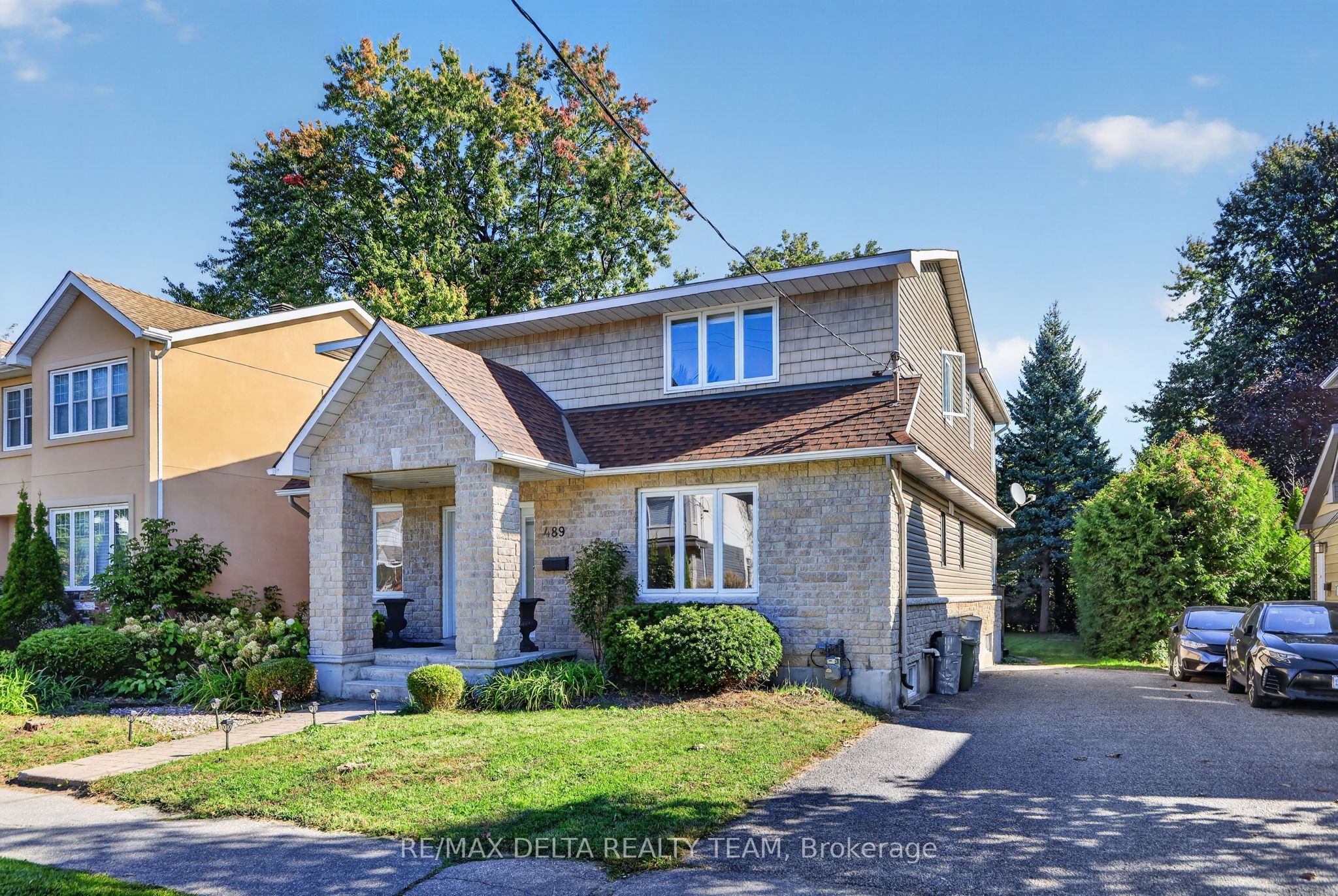489 Evered Avenue Property Photo 2