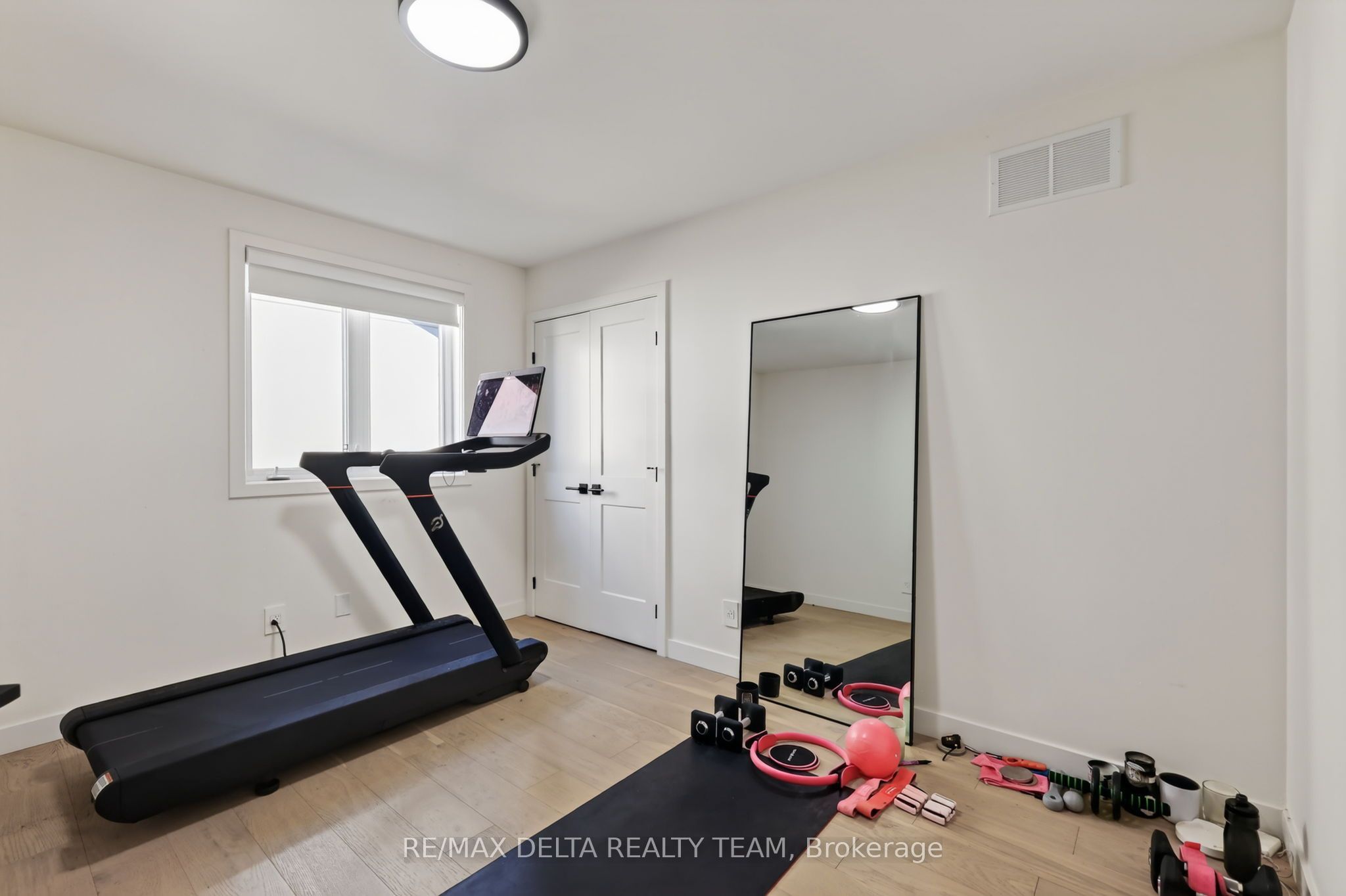 489 Evered Avenue Property Photo 24