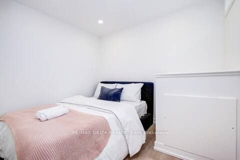 489 Evered Avenue Property Photo 40