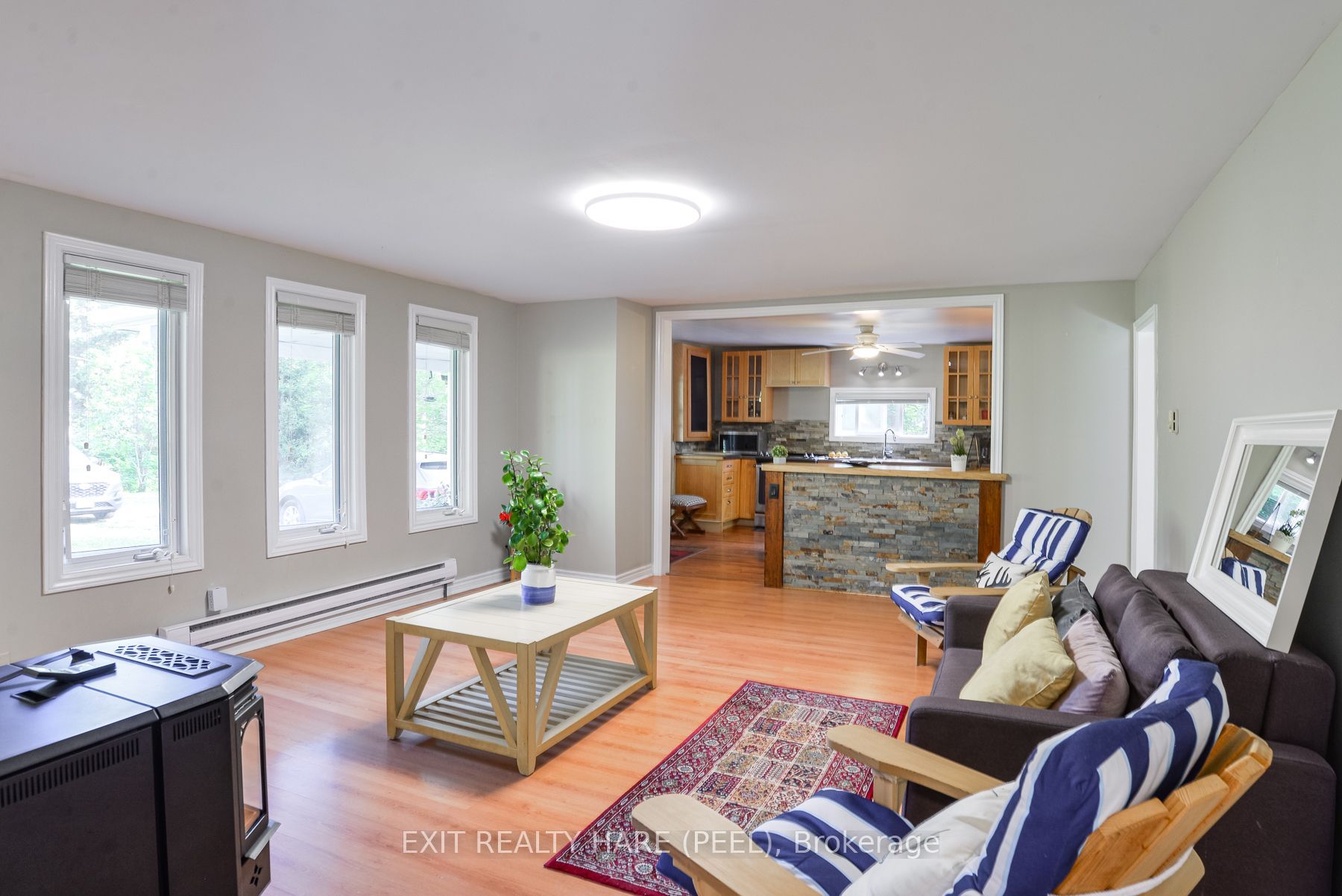 1082 Lambert Road Property Photo 9