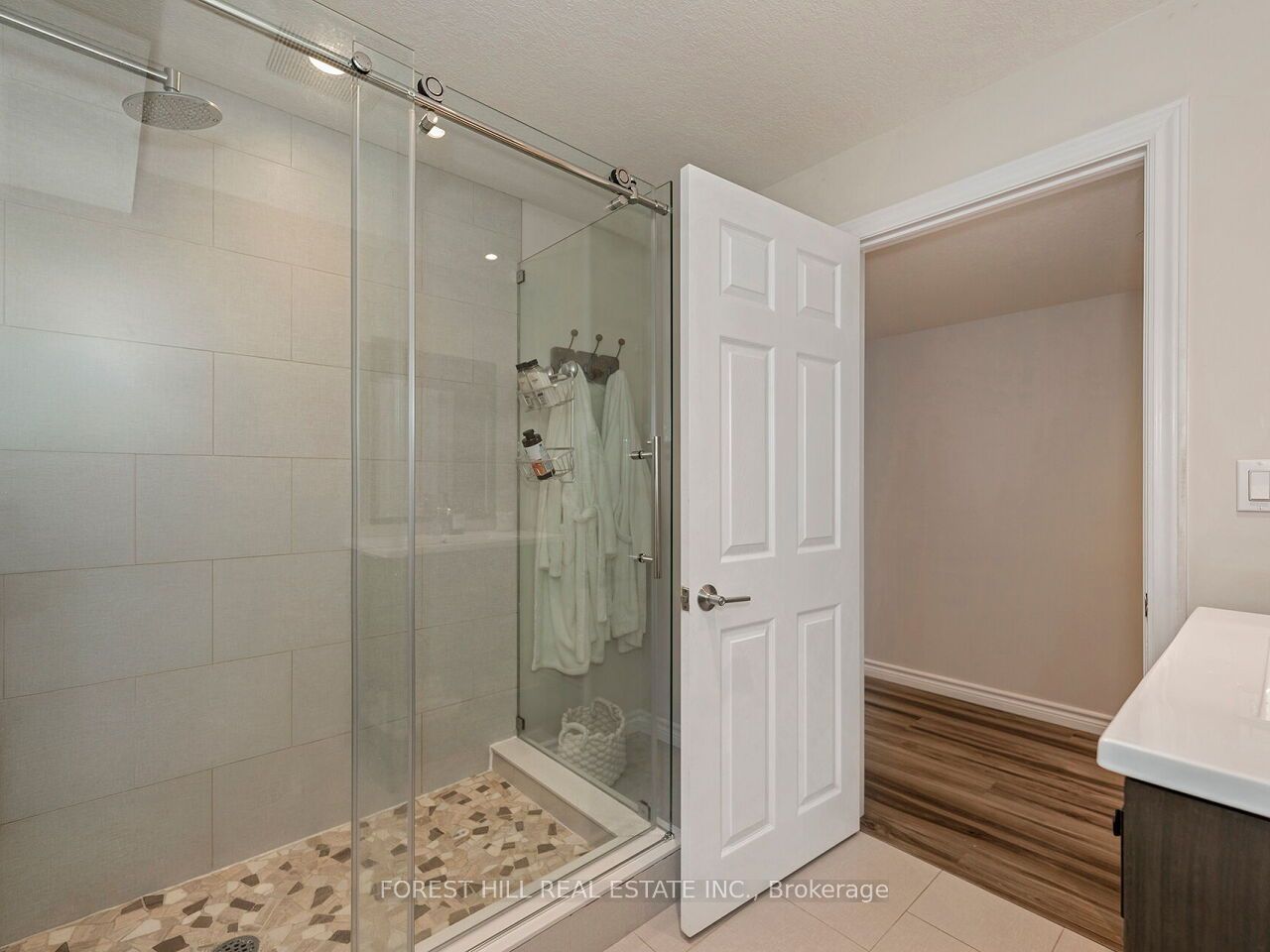 112 Mcarthur Crescent Property Photo 32