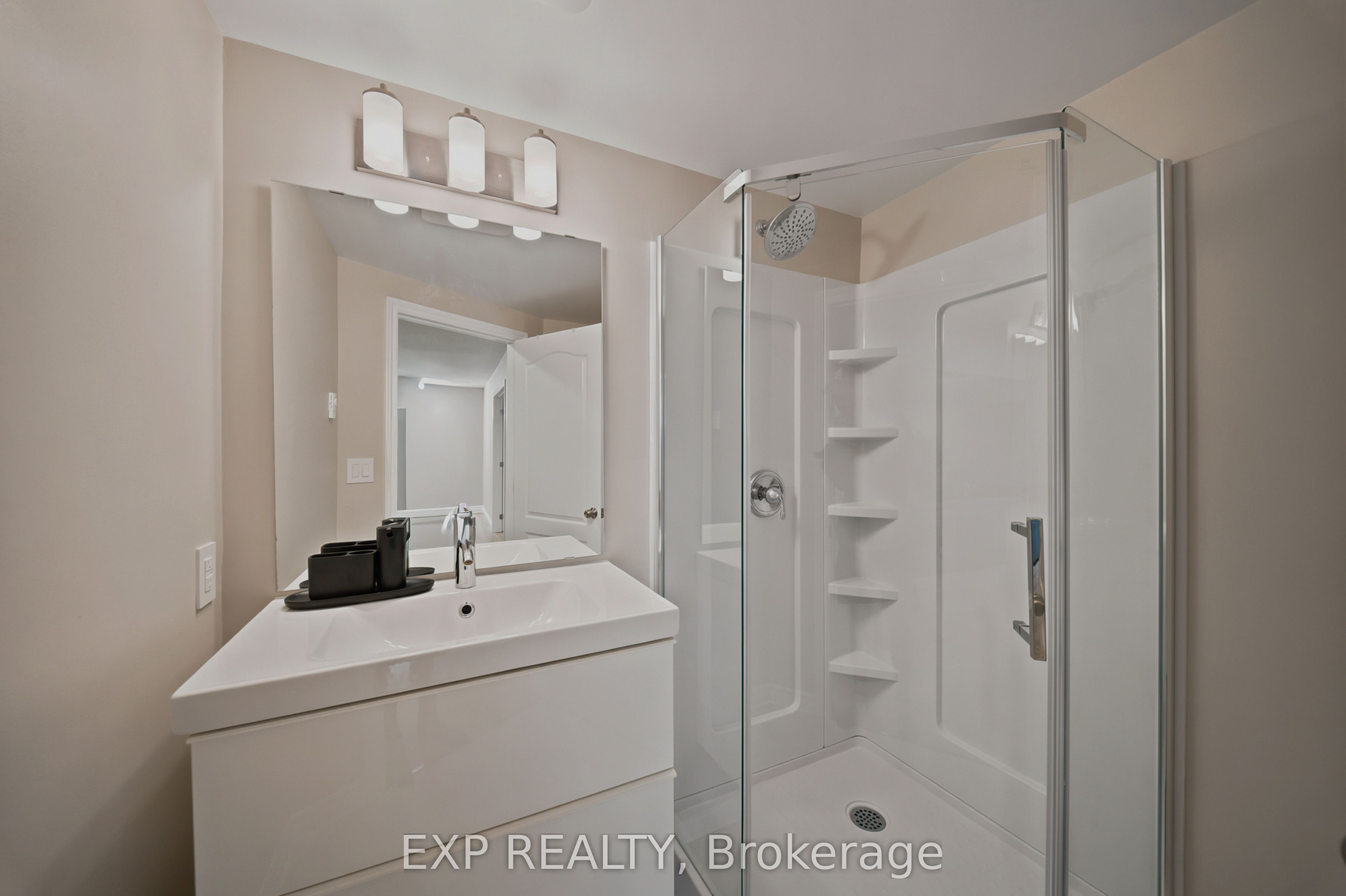 16 Bridlegate Place Property Photo 40