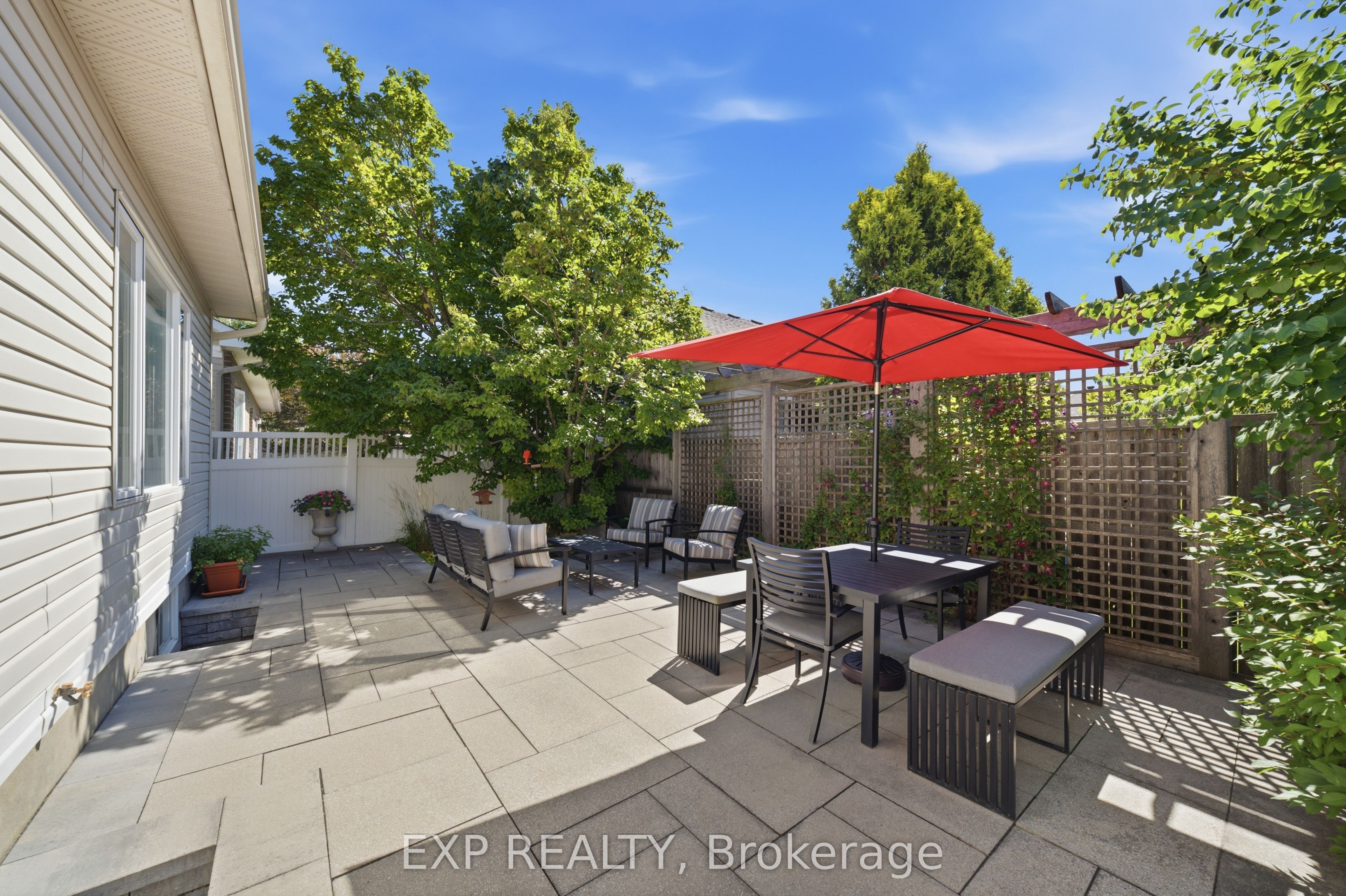 16 Bridlegate Place Property Photo 41