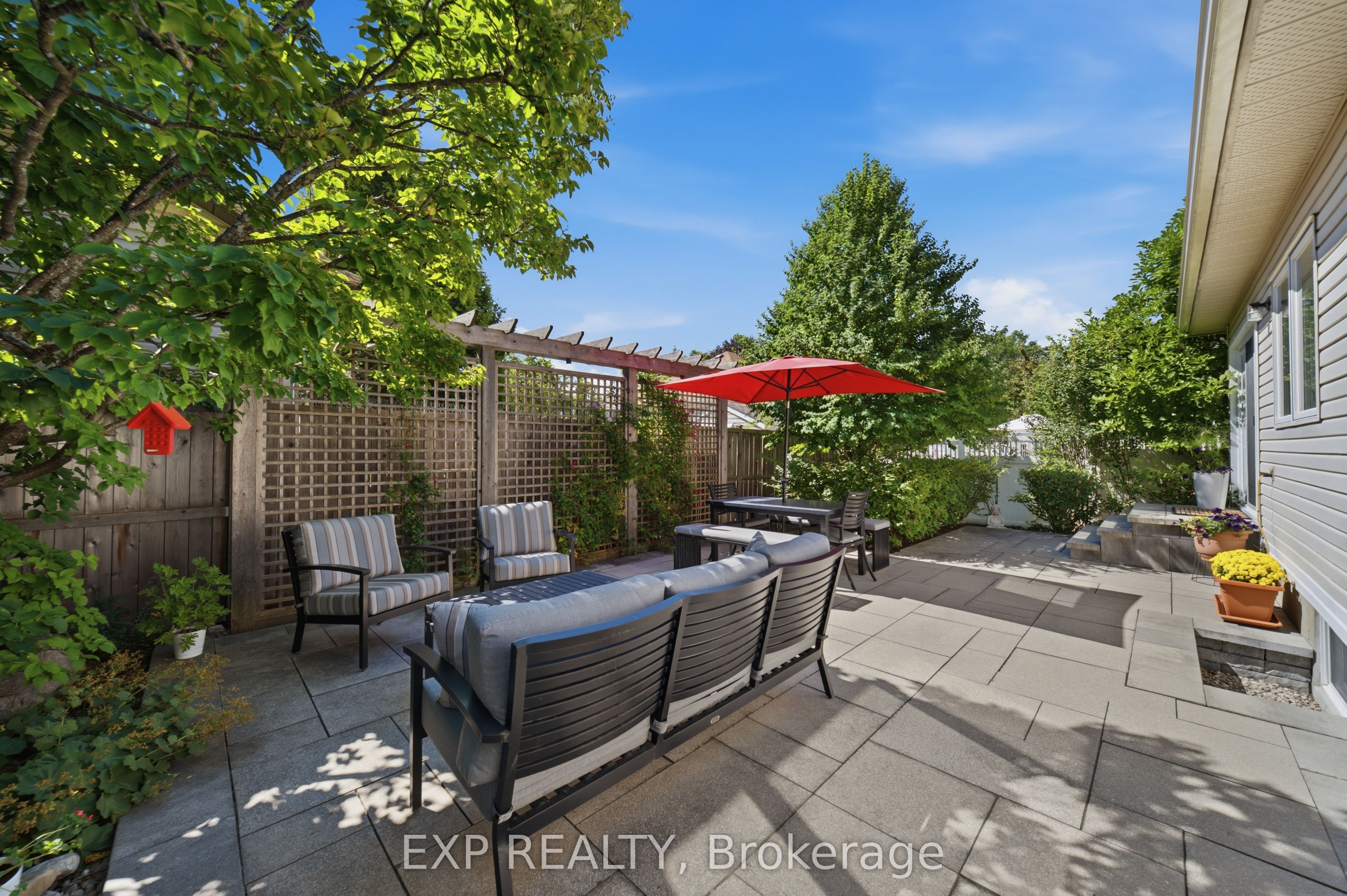 16 Bridlegate Place Property Photo 42
