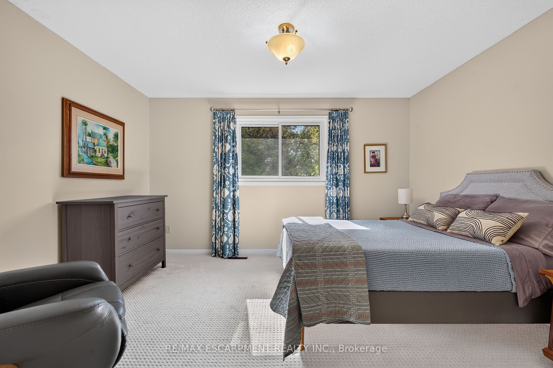 14 Steflar Street Property Photo 31