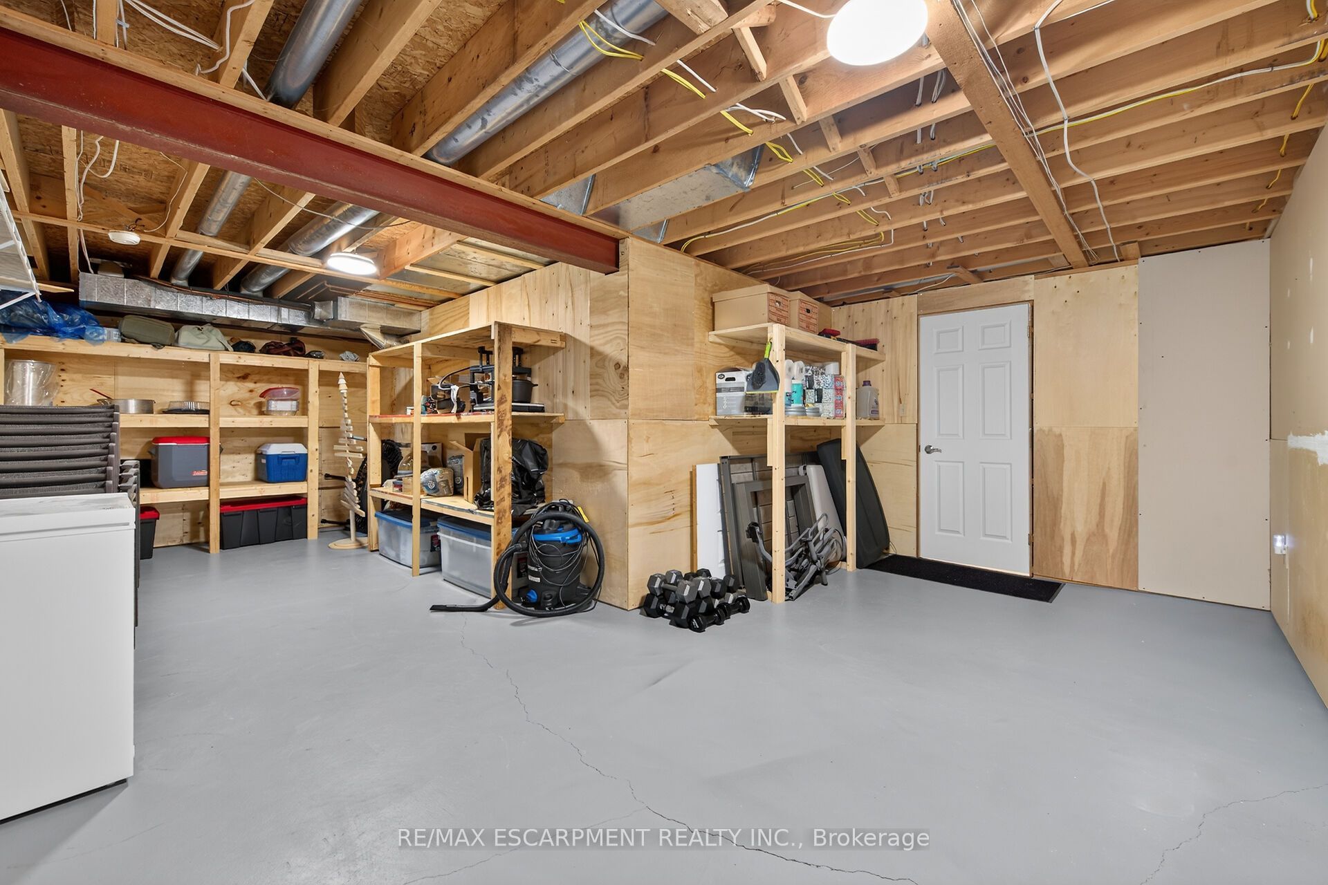 14 Steflar Street Property Photo 44